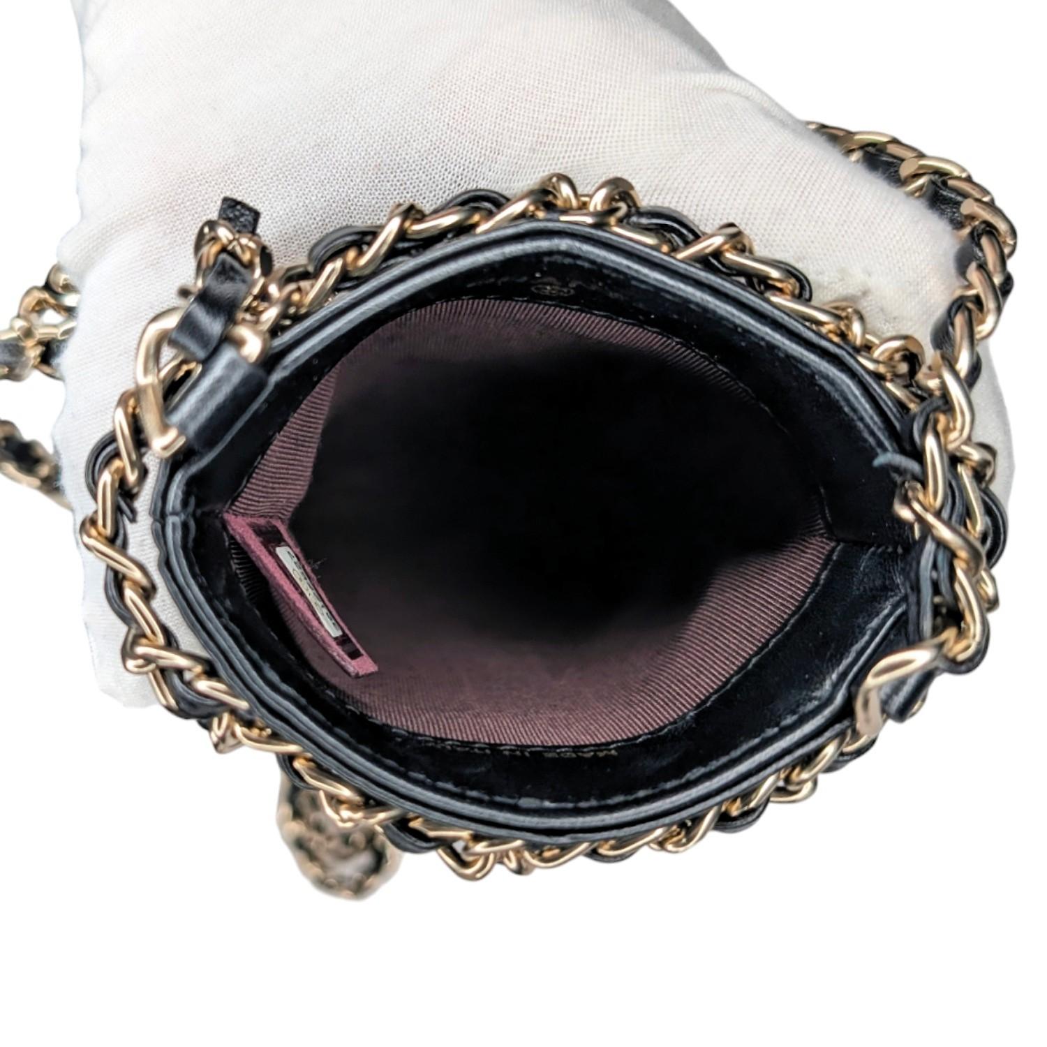 Chanel Black Calfskin Tech Me Out Crossbody Phone Holder 4