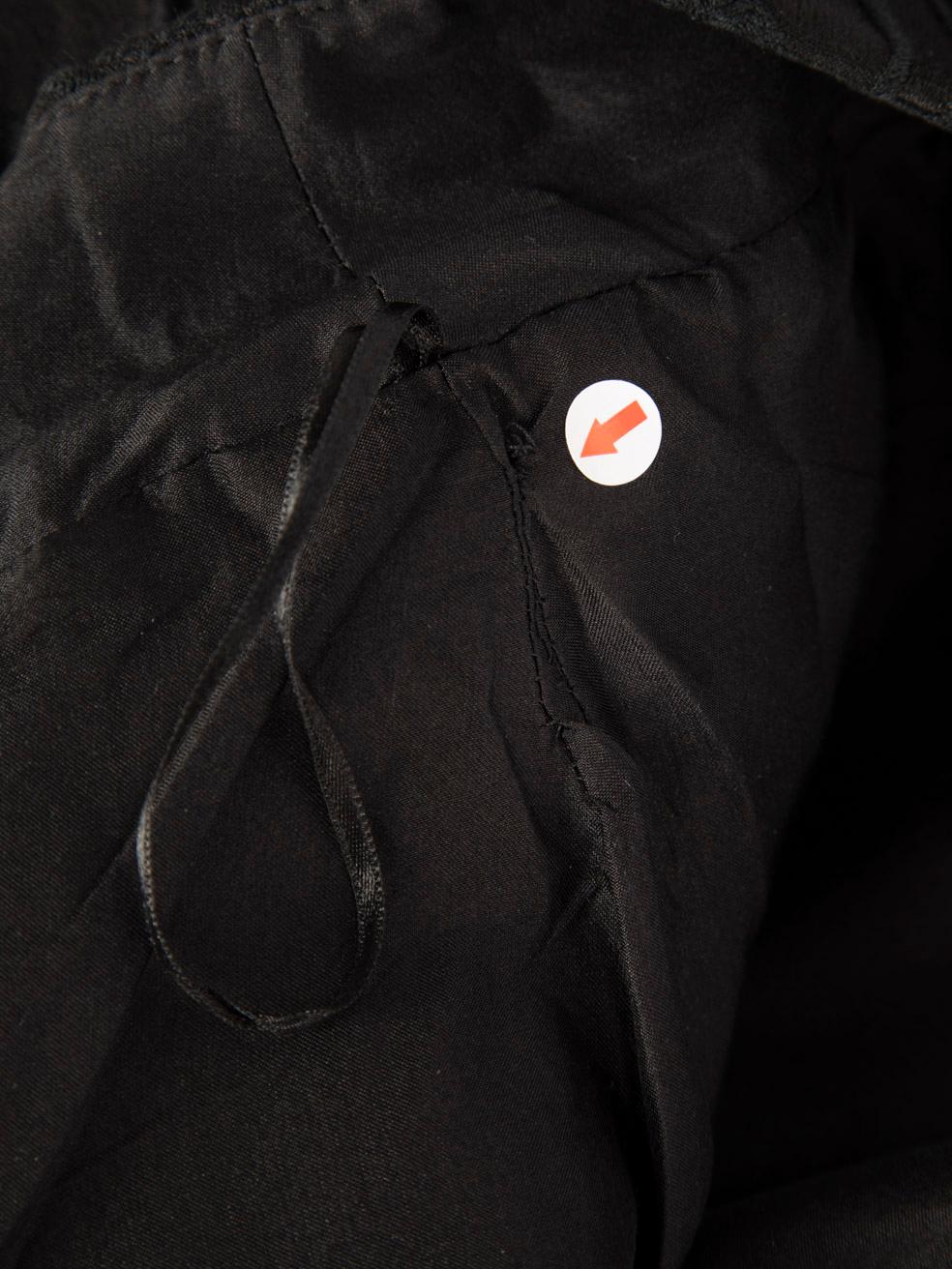 Chanel Black Camelia Embroidered Skirt Size M For Sale 4
