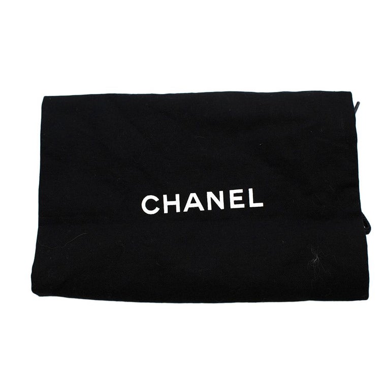 vintage iconic camellia Chanel black heels, size 39 - alizeegarments