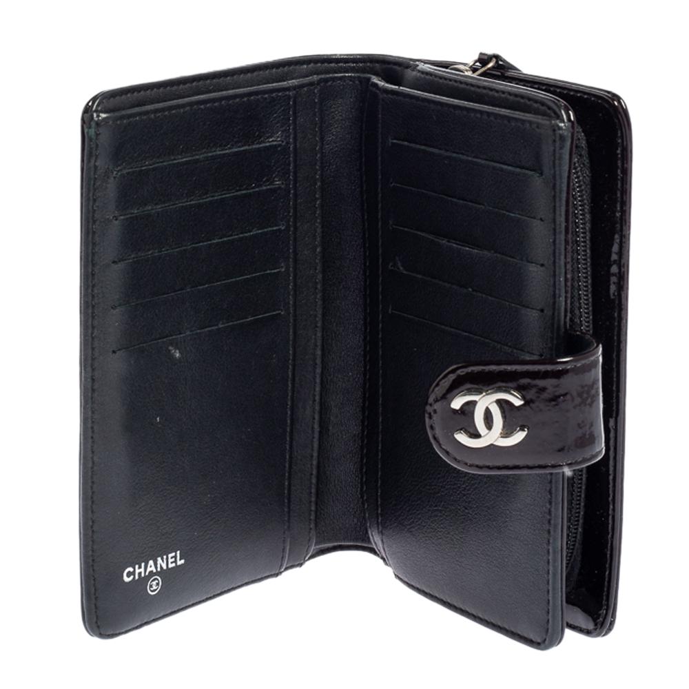 Chanel Black Camellia Patent Leather L-Zip Pocket Wallet 1