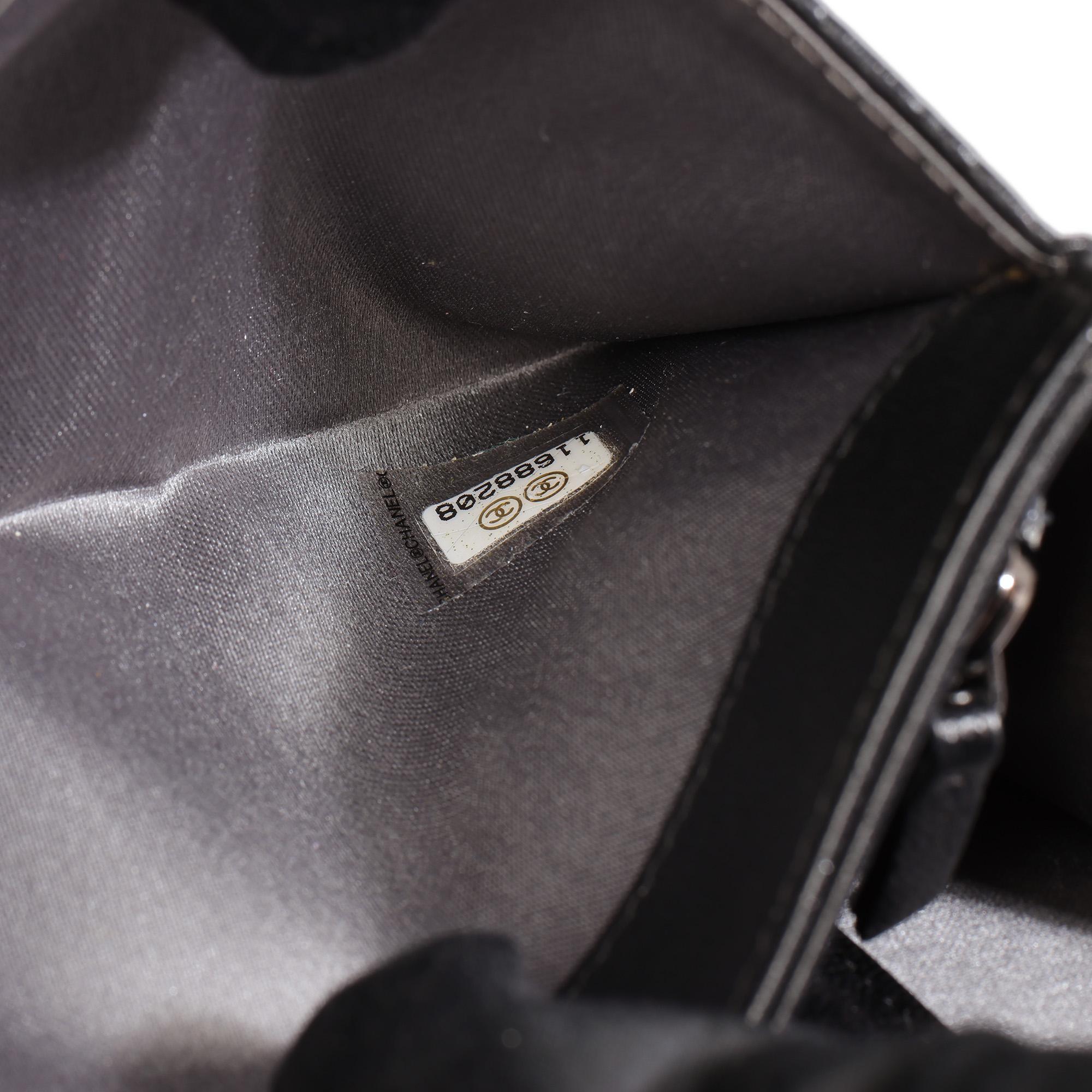 Chanel BLACK CAMELLIA QUILTED GOATSKIN FLAP WALLET In Excellent Condition In Bishop's Stortford, Hertfordshire