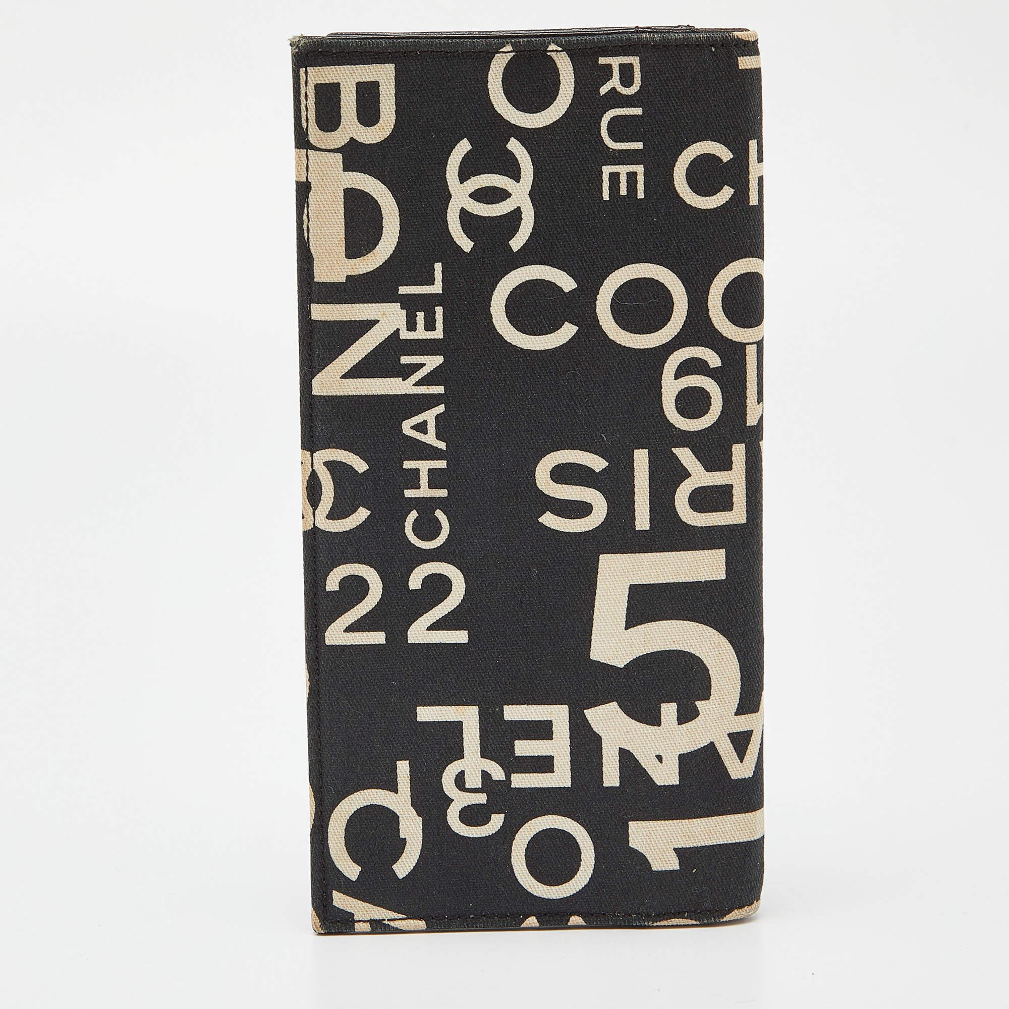 Women's Chanel Black Canvas 31 Rue Cambon Yen Wallet