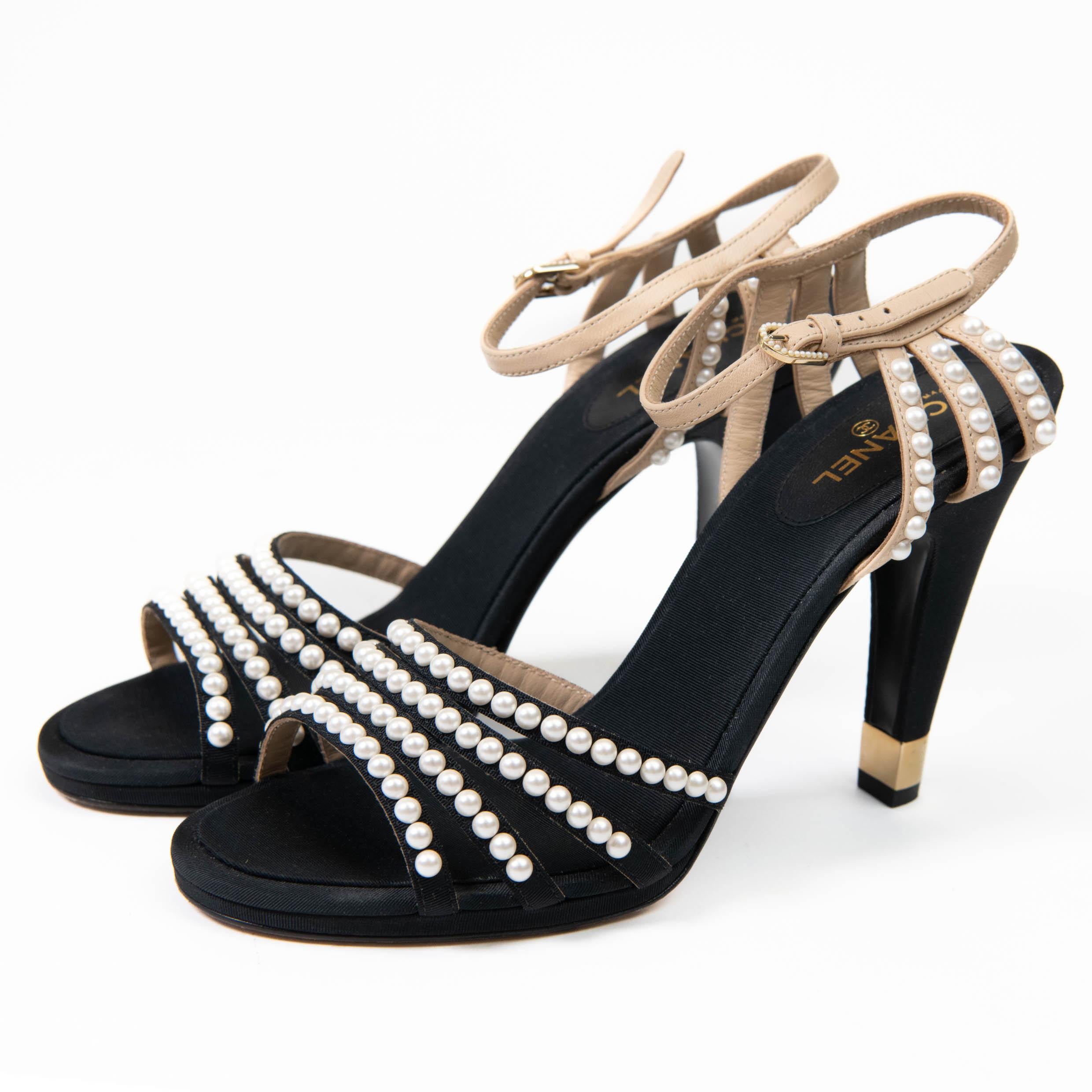 Chanel Black Canvas/Beige Leather Pearl Embellished Ankle Strap Sandals Size 39. In New Condition In Corona Del Mar, CA