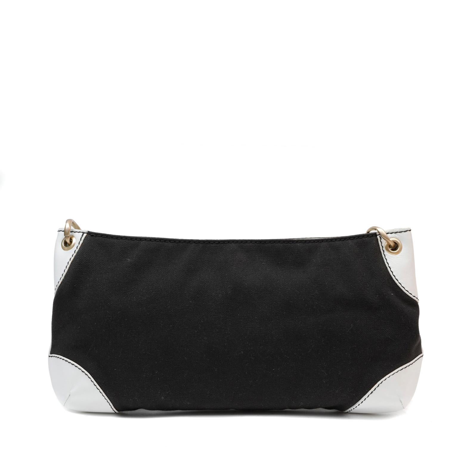 Chanel Black Canvas Olsen Shoulder Bag In Good Condition For Sale In Palm Beach, FL
