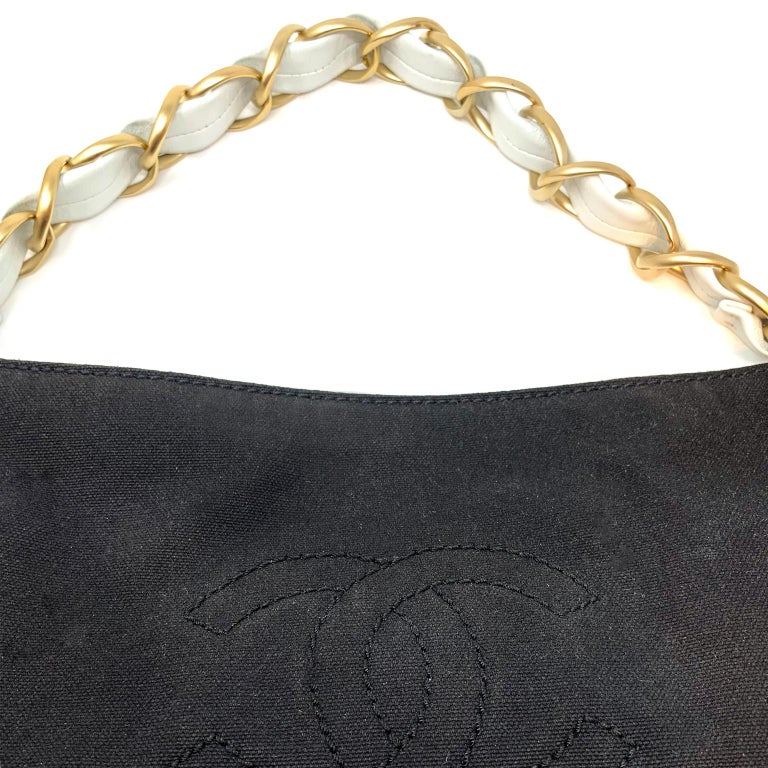 Chanel Black Canvas Shoulder bag For Sale 6