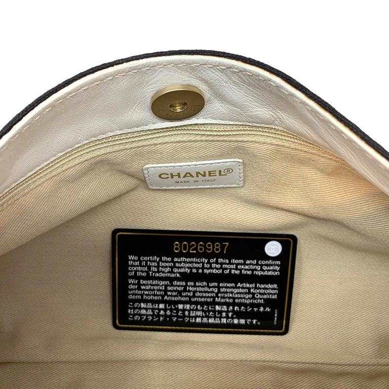 Chanel Black Canvas Shoulder bag For Sale 10