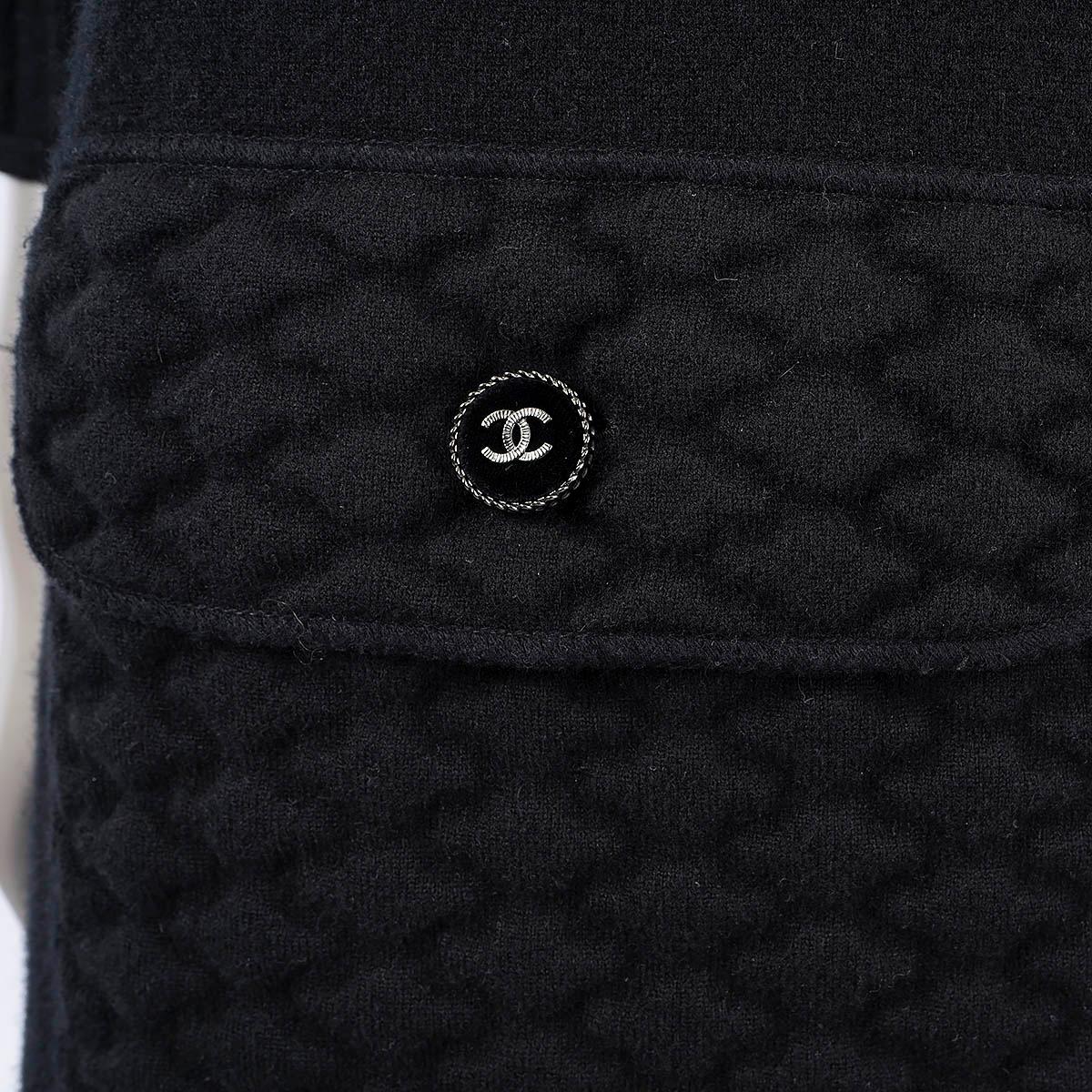 CHANEL black cashmere 2013 13A EDINBURG QUILTED POCKET KNIT Dress 36 XS For Sale 2