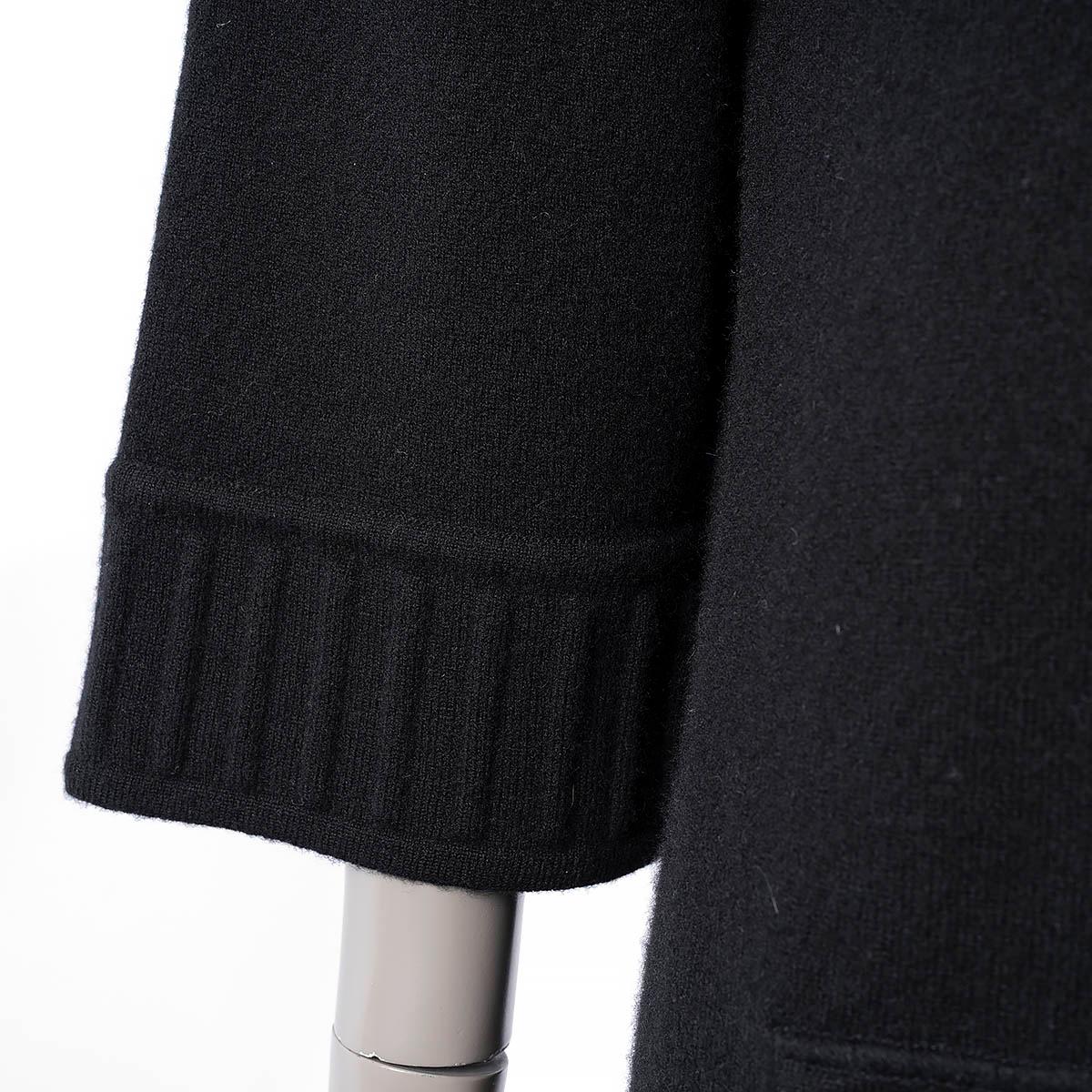 CHANEL black cashmere 2013 13A EDINBURG QUILTED POCKET KNIT Dress 36 XS For Sale 3
