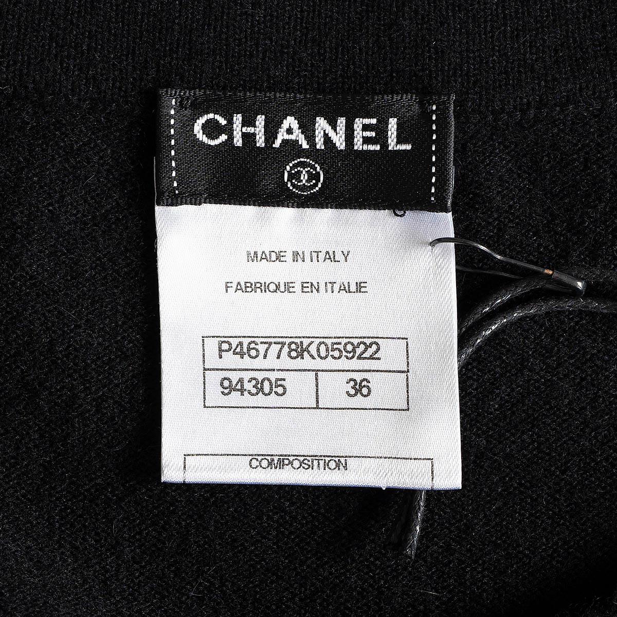 CHANEL black cashmere 2013 13A EDINBURG QUILTED POCKET KNIT Dress 36 XS For Sale 4