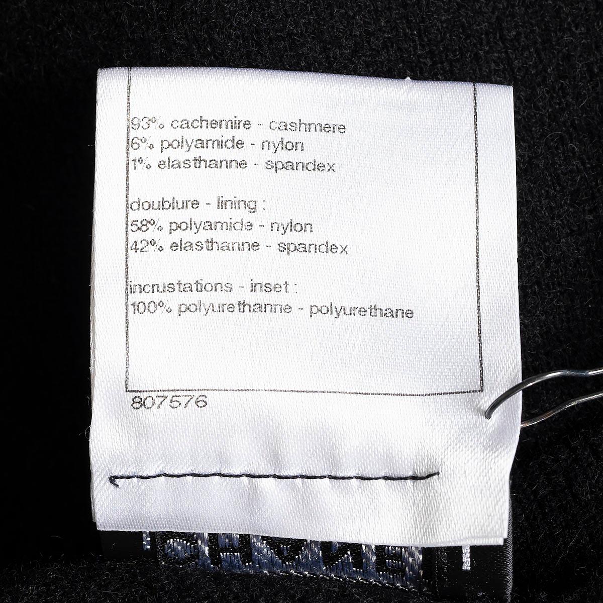 CHANEL black cashmere 2013 13A EDINBURG QUILTED POCKET KNIT Dress 36 XS For Sale 5