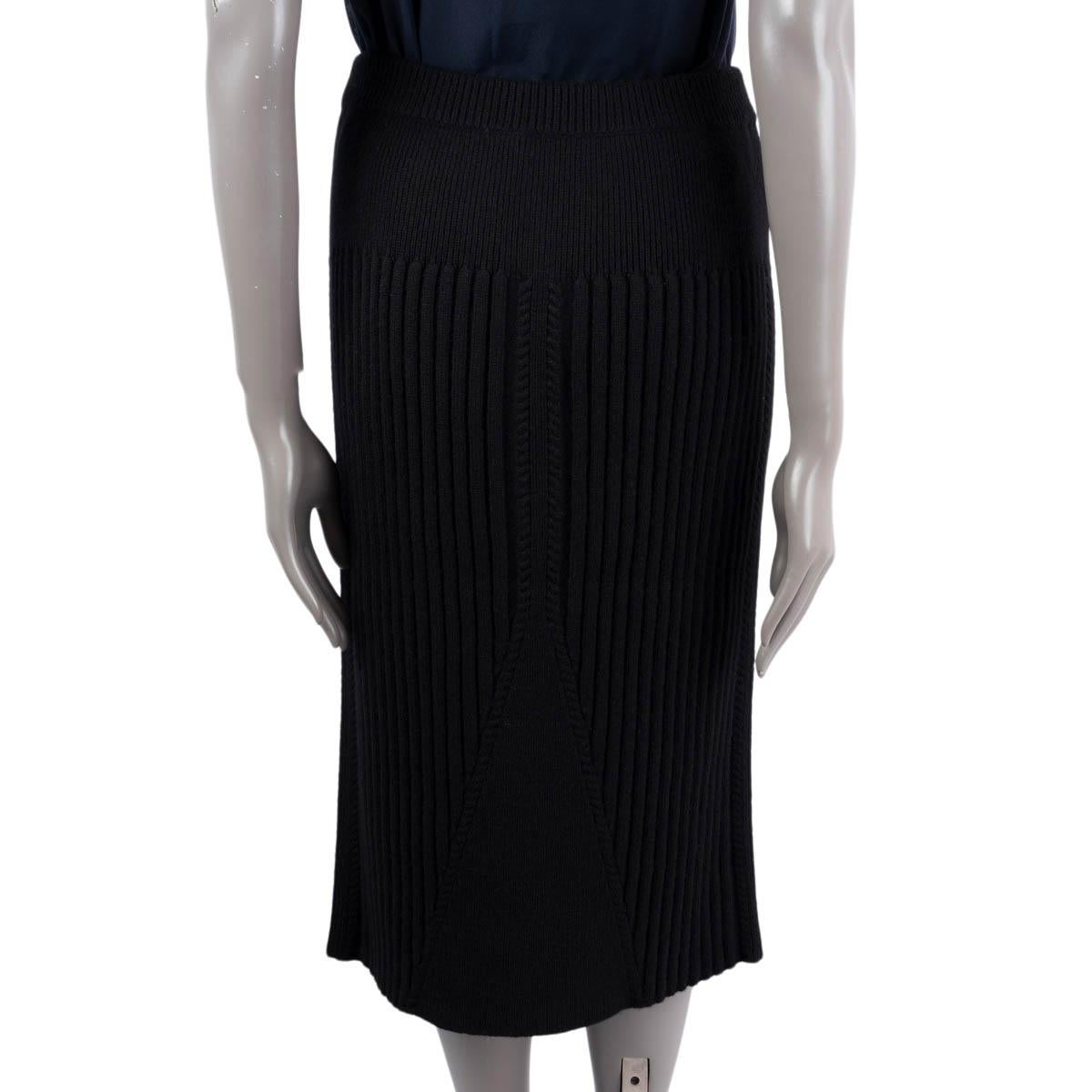 CHANEL noir cachemire 2016 16B RIB-KNIT Jupe 40 M en vente 1