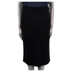 CHANEL black cashmere 2016 16B RIB-KNIT Skirt 40 M