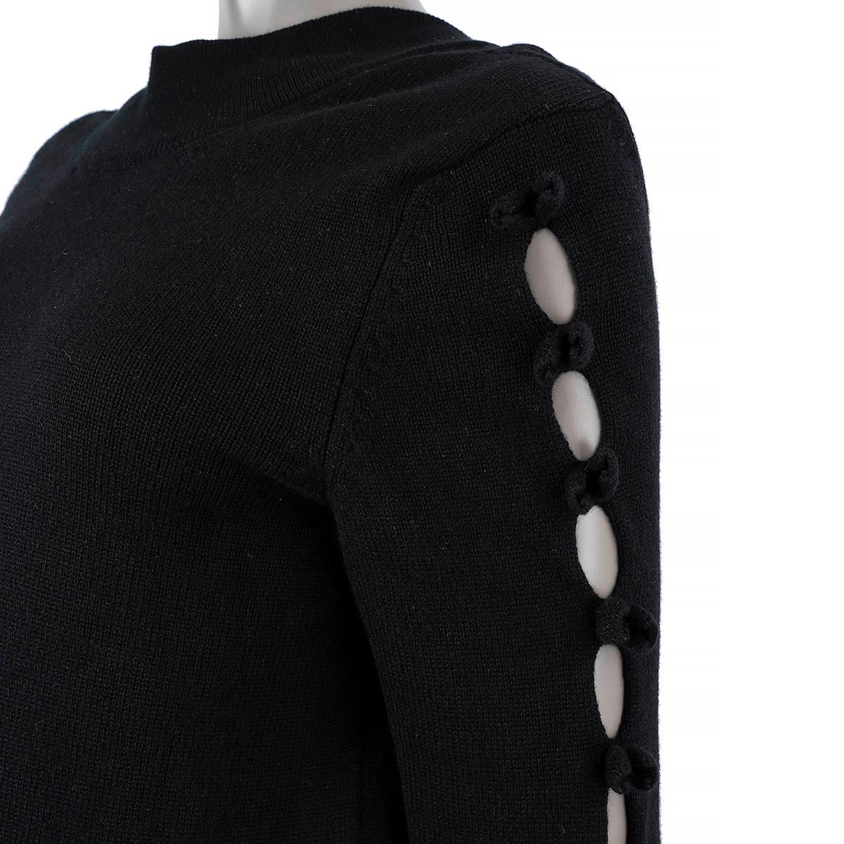 CHANEL black cashmere 2017 17A COSMOPOLITE CUT-OUT BOW Sweater 38 S 2