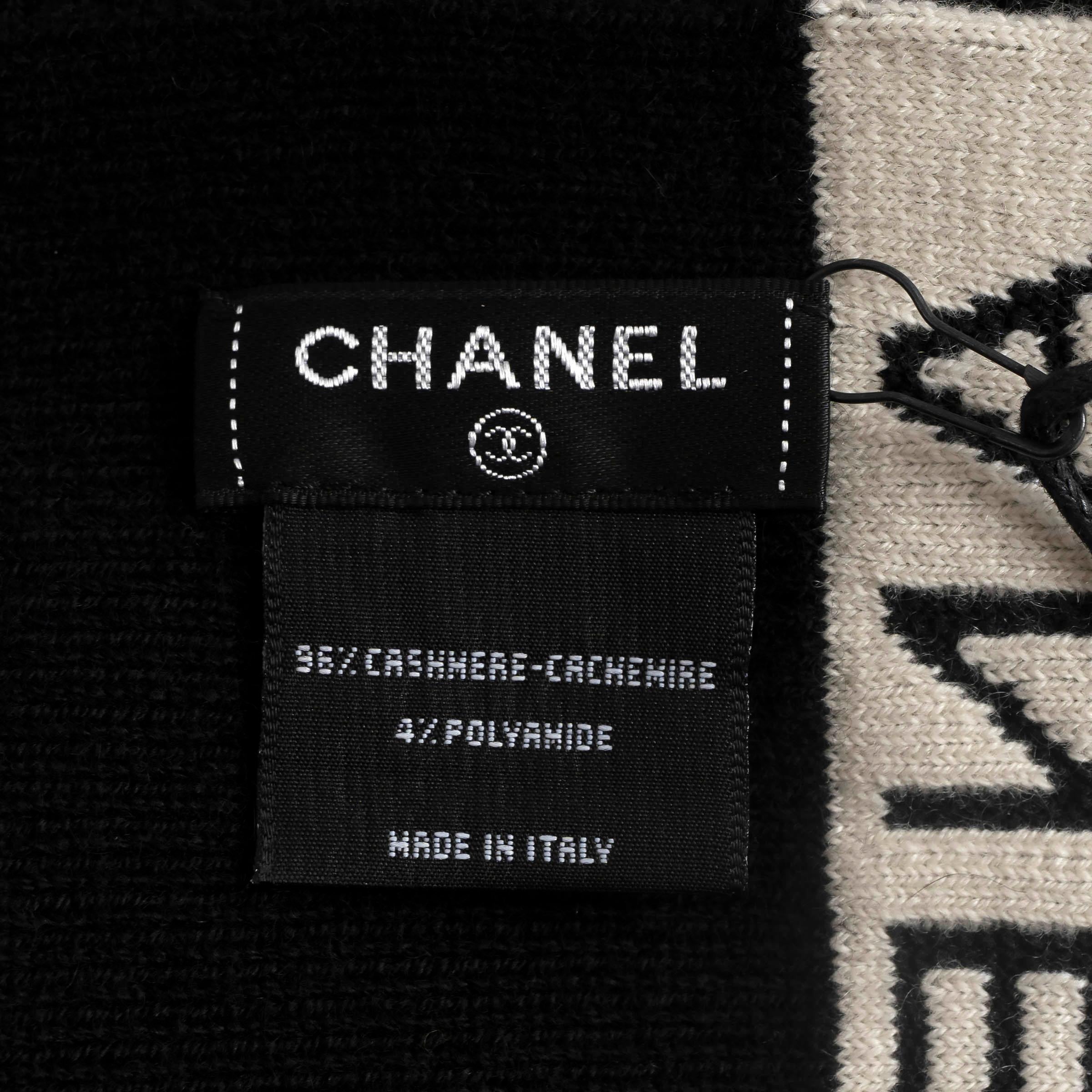 Women's CHANEL black cashmere 2019 19B LOGO TRIM MUFFLER Scarf