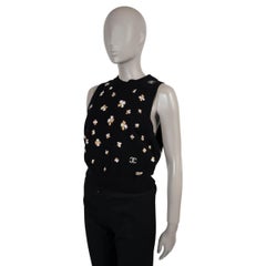 CHANEL black cashmere 24P FOUR LEAF CLOVER Vest Sweater 40 M