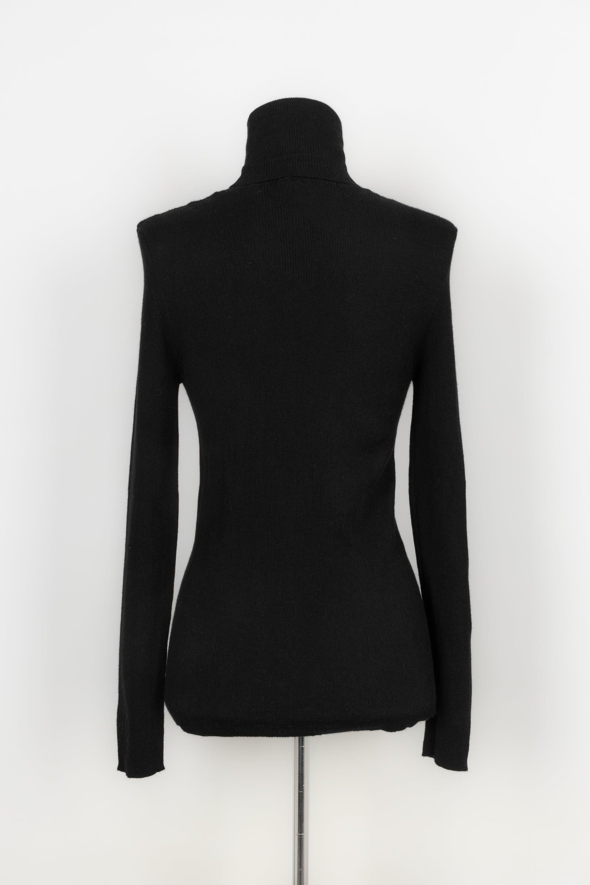 Chanel Black Cashmere and Wool Turtleneck Sweater In Excellent Condition In SAINT-OUEN-SUR-SEINE, FR