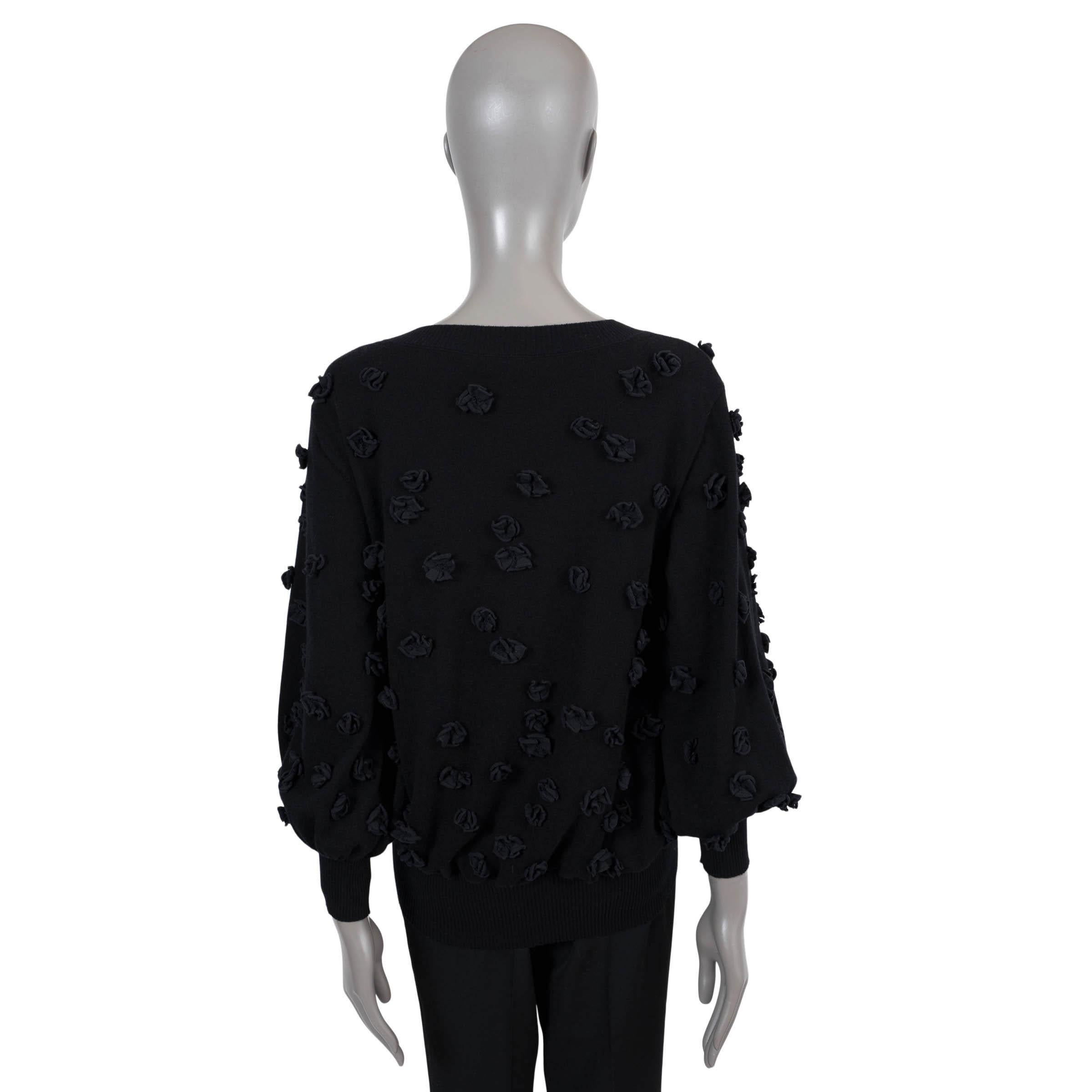 Black CHANEL black cashmere blend 2018 18S CAMELLIA APPLIQUÉ Sweater 38 S For Sale