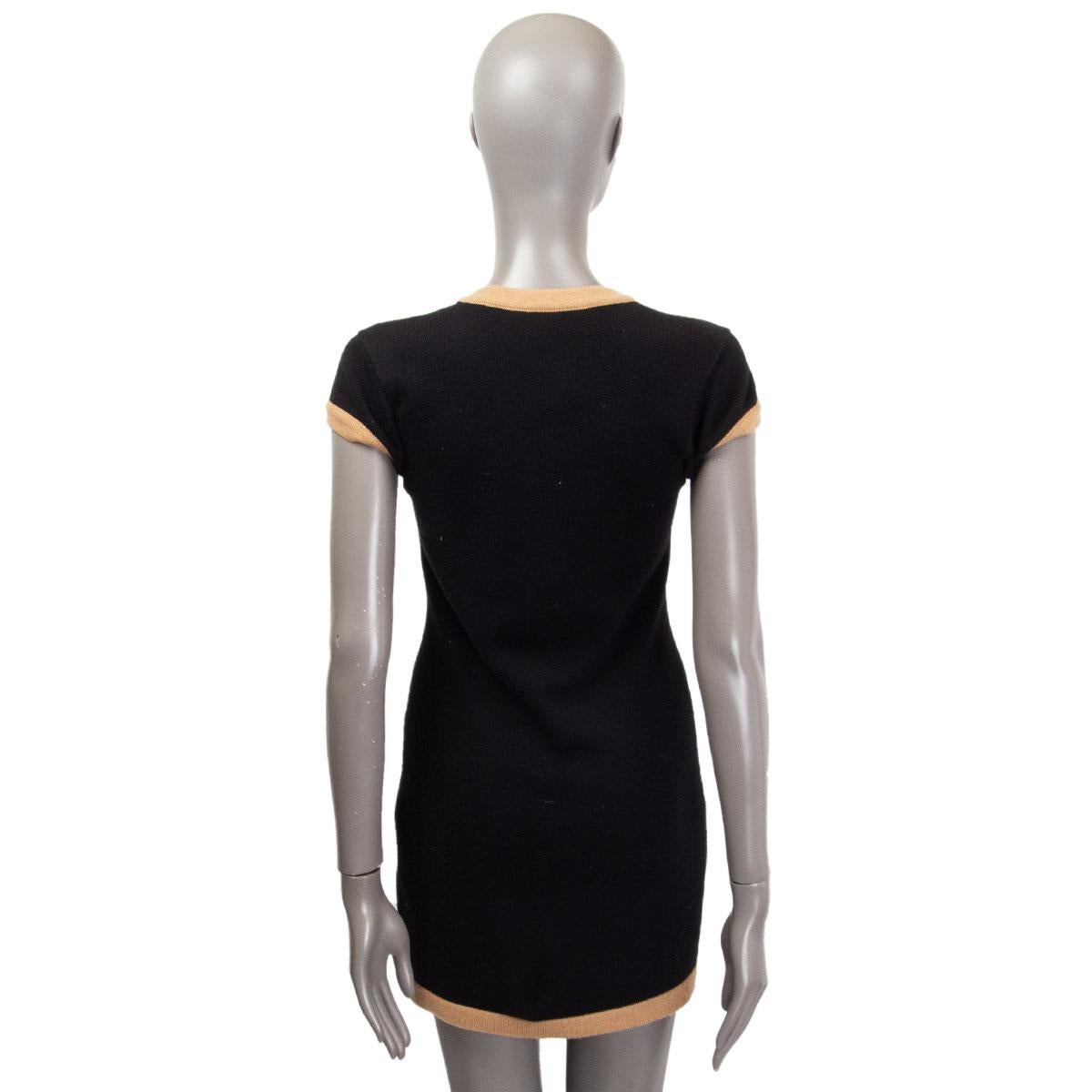 CHANEL - Robe courte en maille à manches courtes en cachemire noir, taille 36 XS Pour femmes en vente