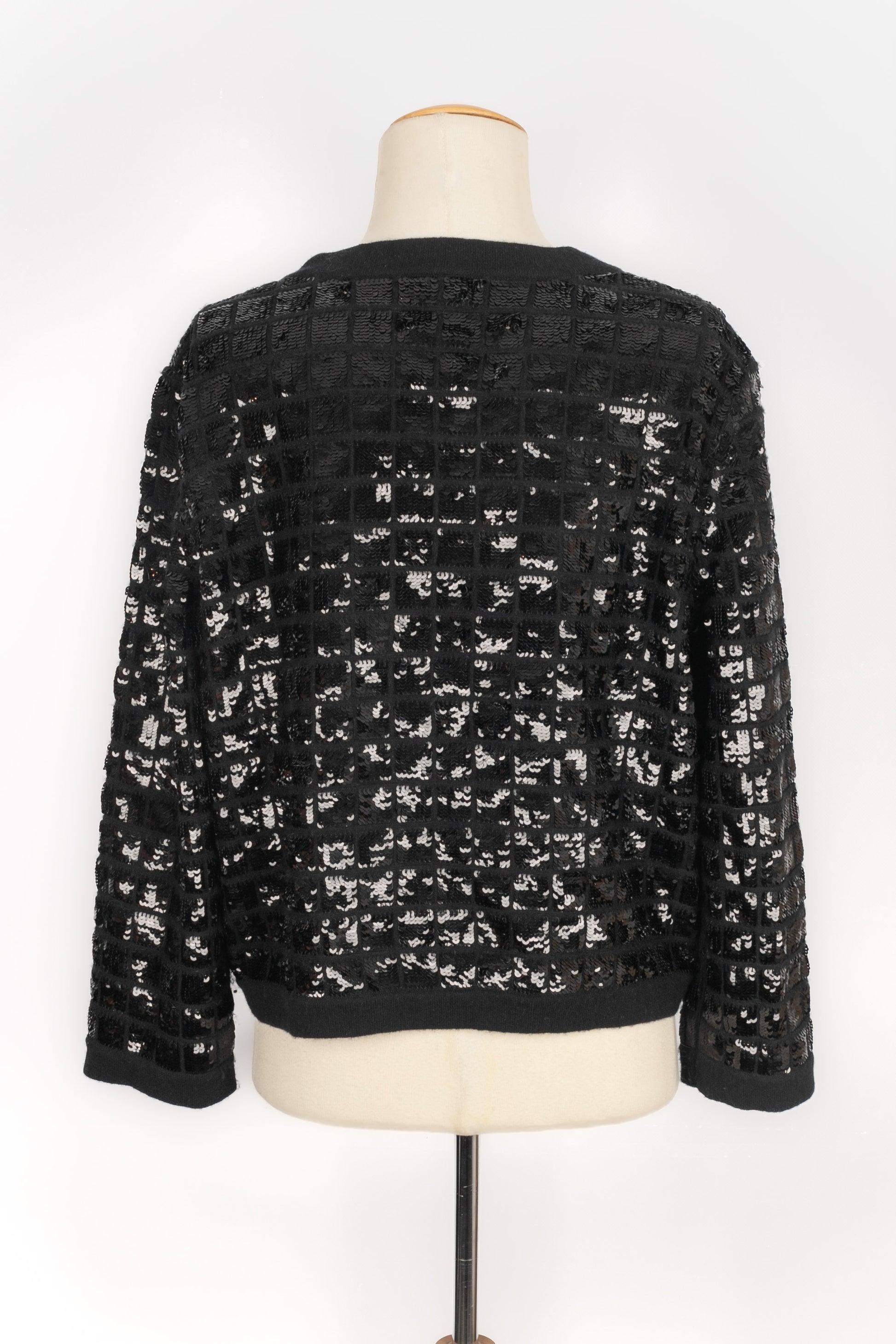 Chanel Black Cashmere Cardigan, 2008 In Excellent Condition In SAINT-OUEN-SUR-SEINE, FR