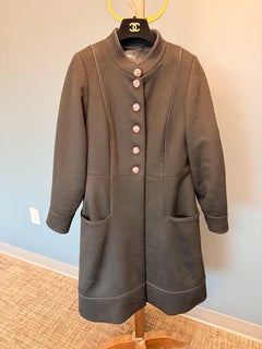 Chanel Black Cashmere Coat featuring amazing Moscow Buttons from 2009 in FR 46