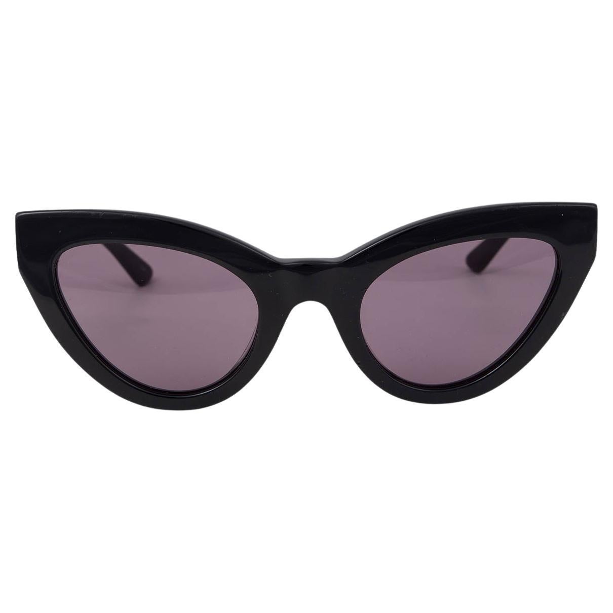 ALEXANDER MCQUEEN black CAT-EYE Sunglasses MQ152S