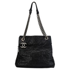 Chanel Chanel Schwarze Tasche mit 3 Fächern in Kaviar
