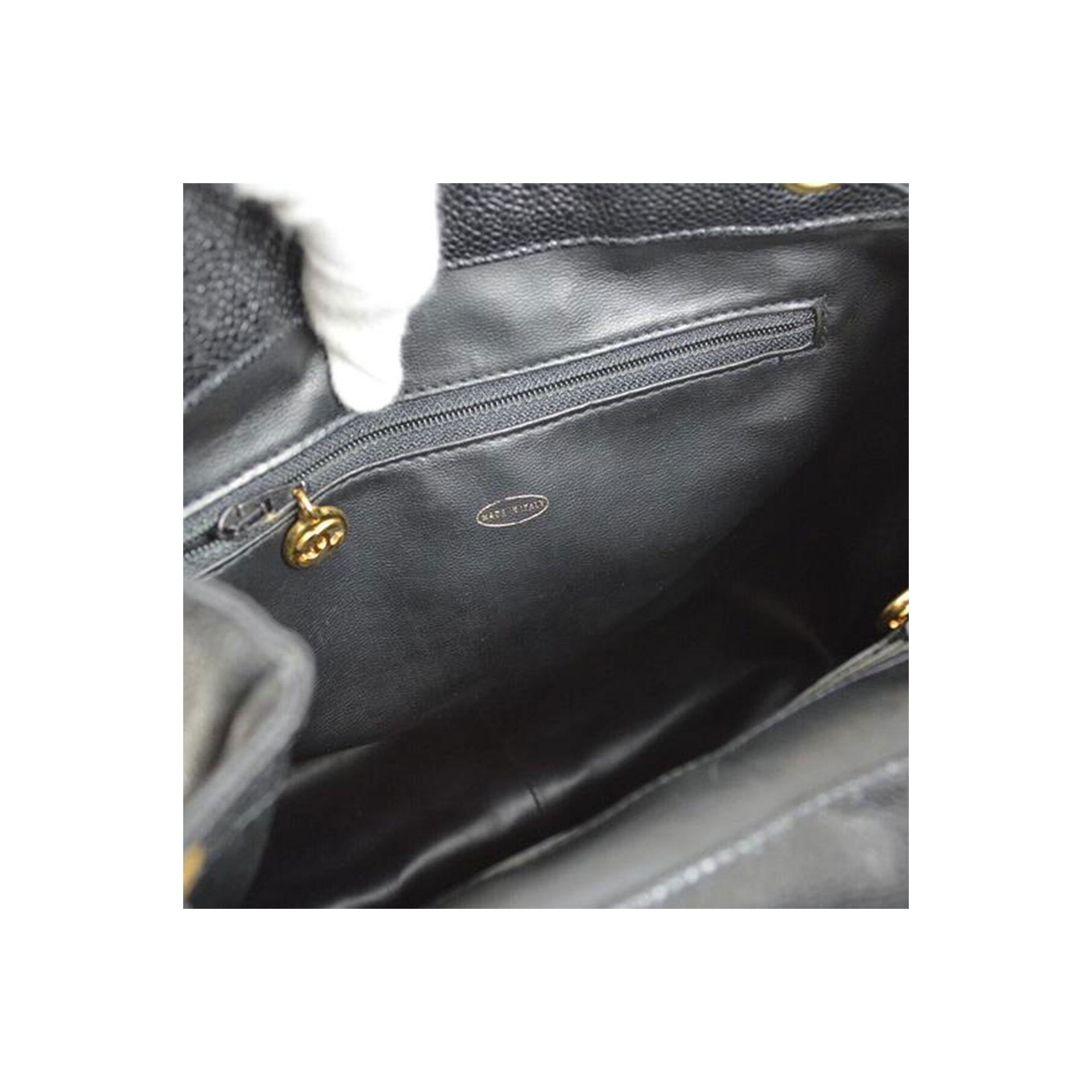 Chanel Black Caviar Backpack Vintage 2 Pocket Ball Charm CC Logo Unisexe en vente