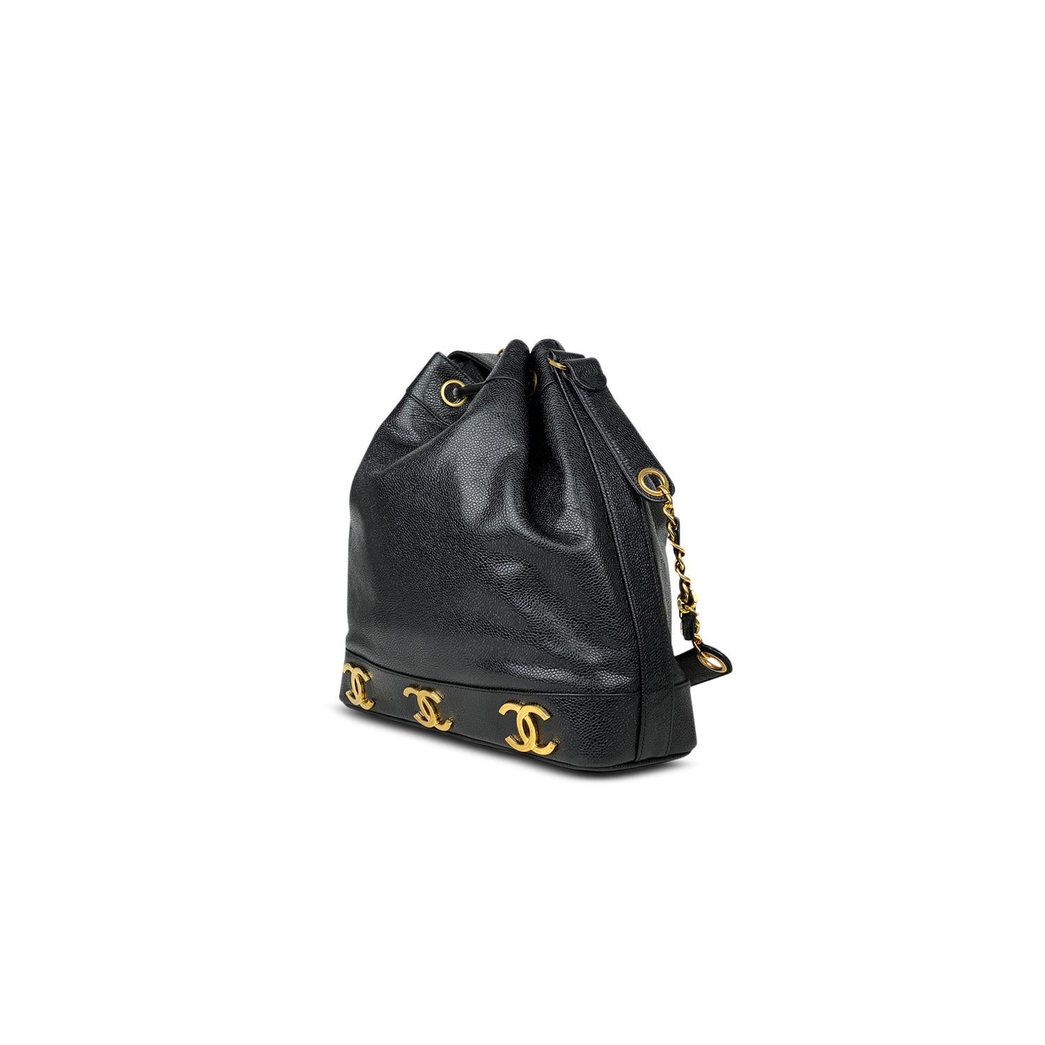 Women's Chanel Black Caviar Bucket Bag For Sale