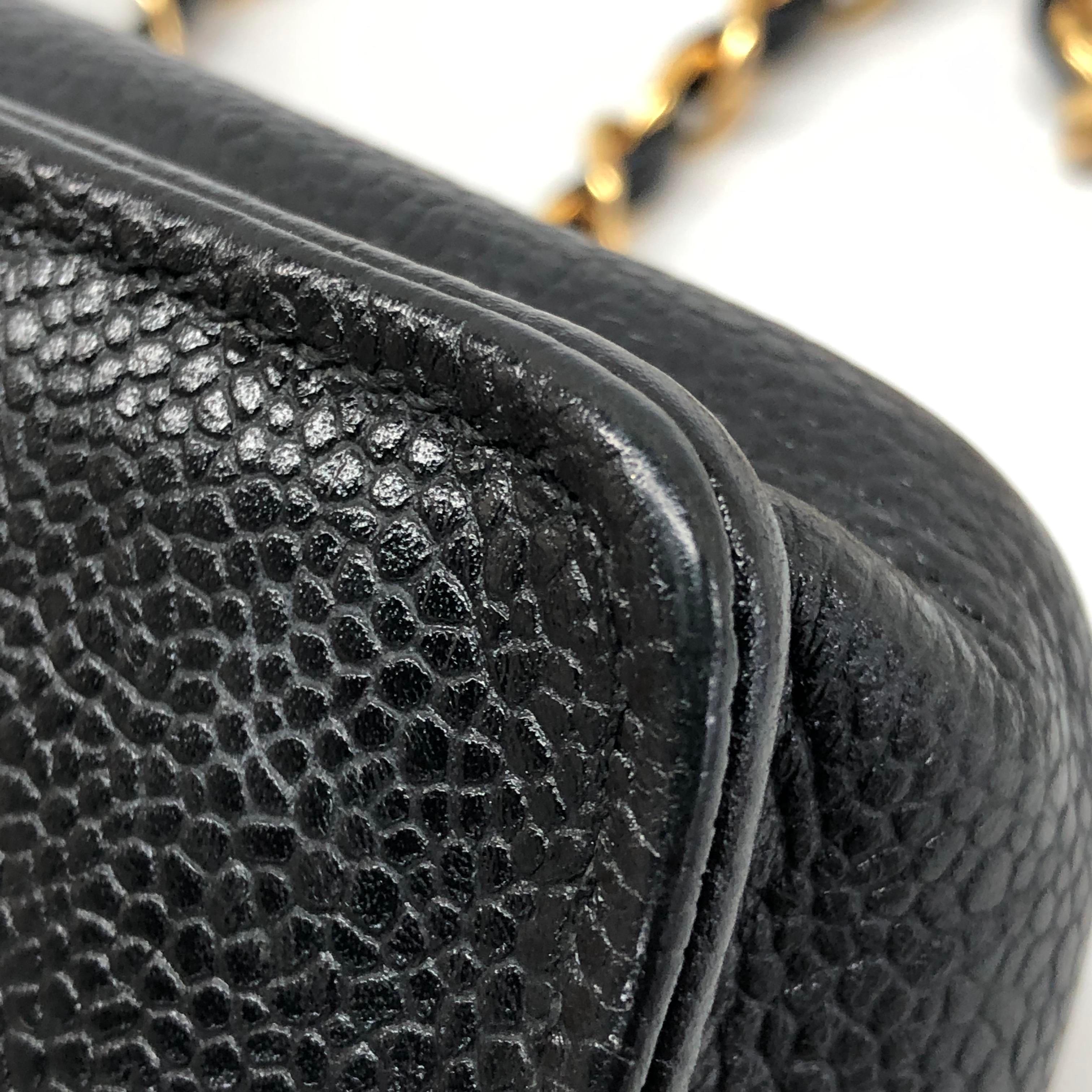 Chanel Black Caviar CC Phone Case Matelasse Chain Strap Crossbody Bag in vendita 9