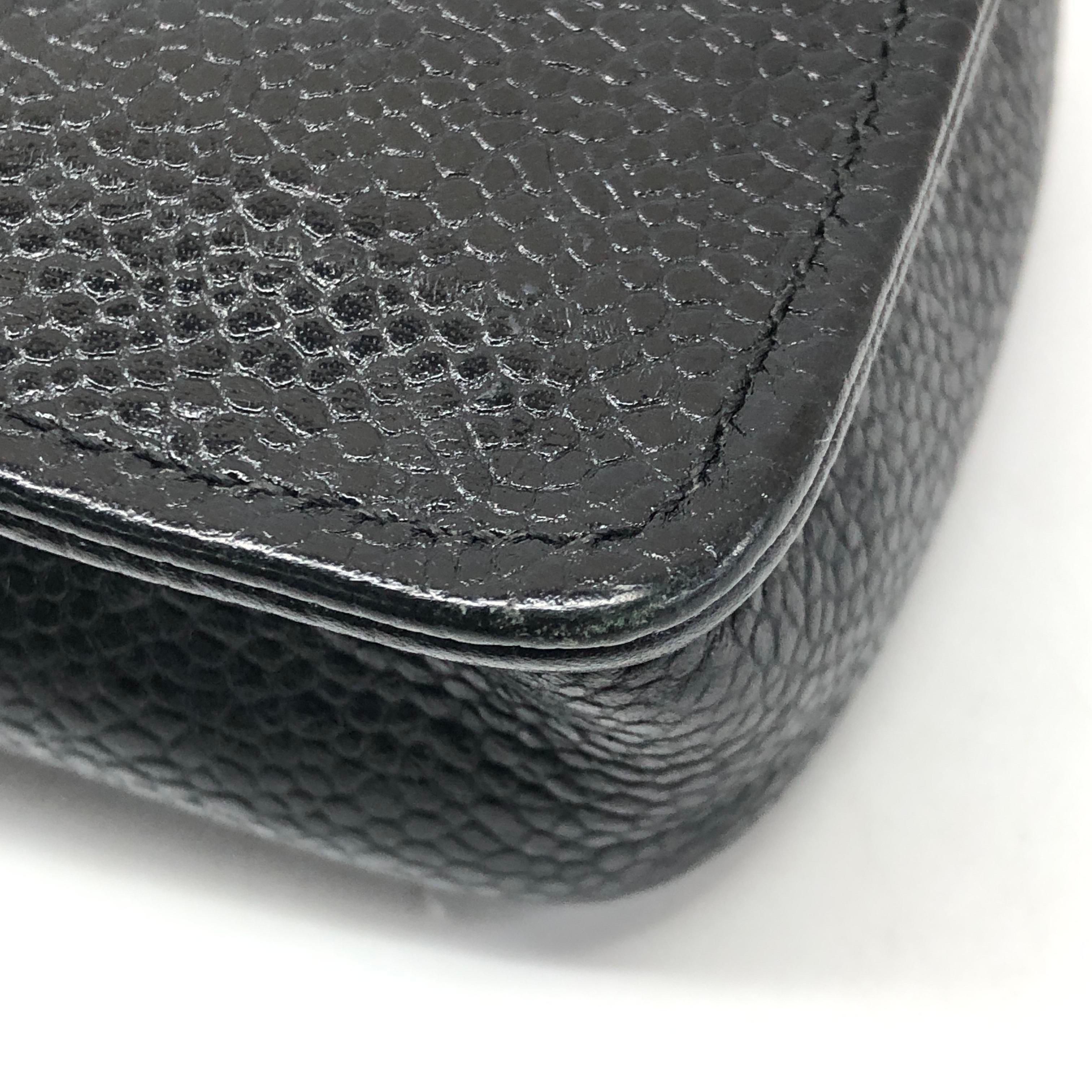 Chanel Black Caviar CC Phone Case Matelasse Chain Strap Crossbody Bag in vendita 10