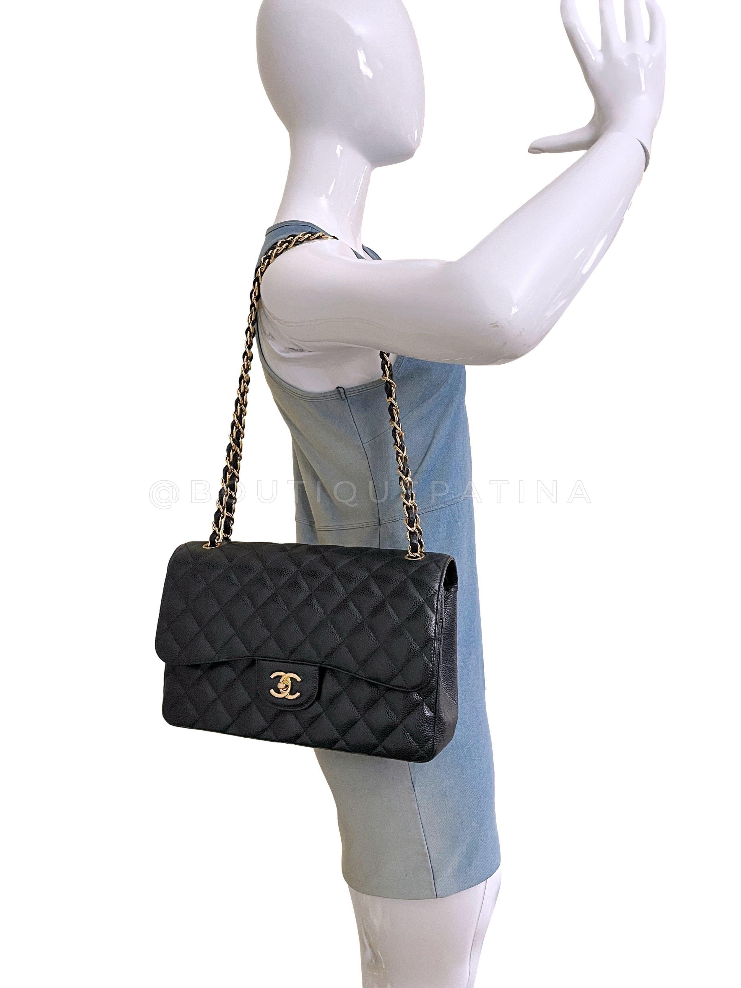 Chanel Schwarze Kaviar Jumbo Classic Double Flap Tasche mit doppelter Klappe GHW 65399 im Angebot 10