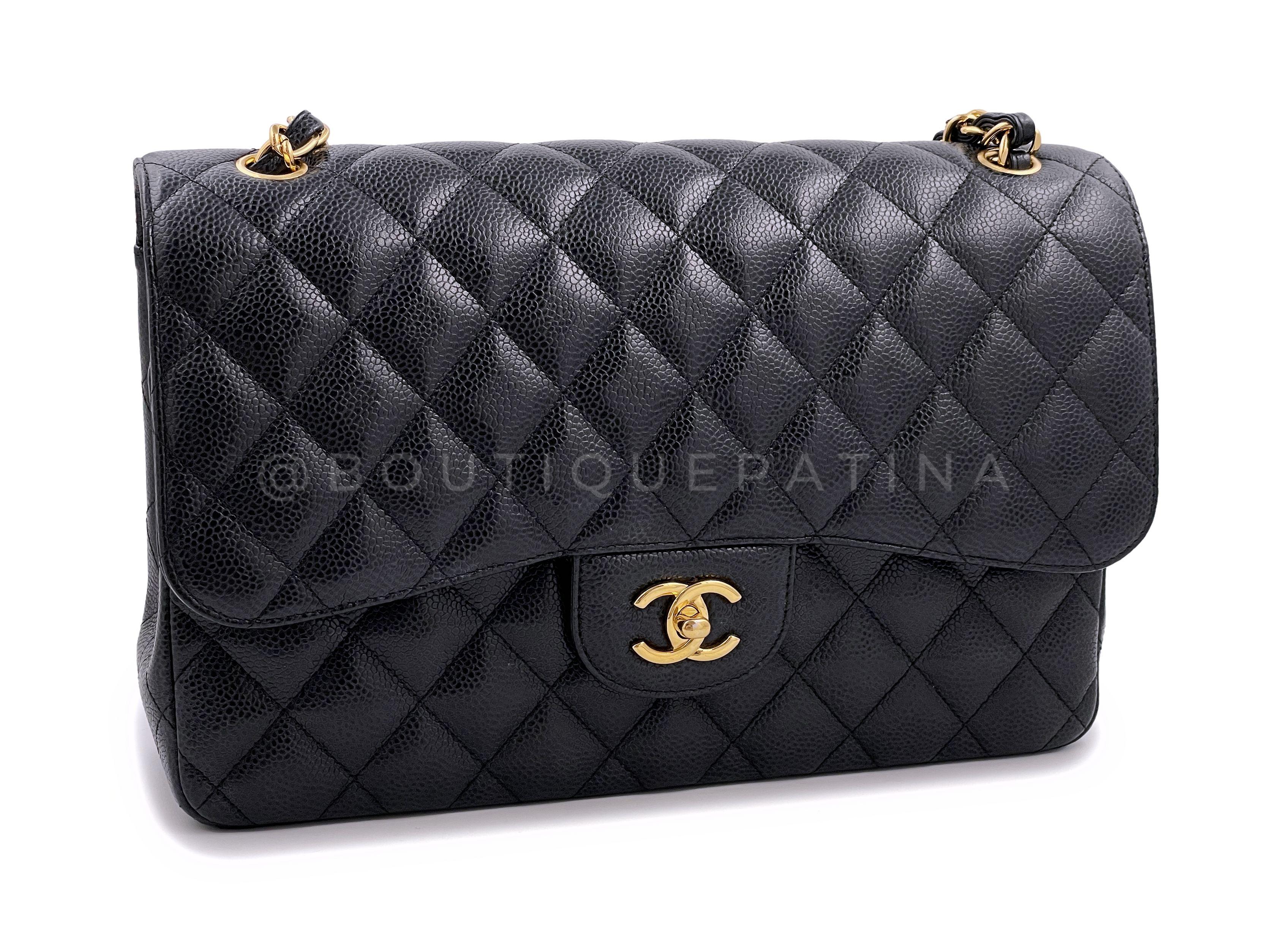 Chanel Schwarze Kaviar Jumbo Classic Double Flap Tasche mit doppelter Klappe GHW 65399 im Zustand „Hervorragend“ im Angebot in Costa Mesa, CA