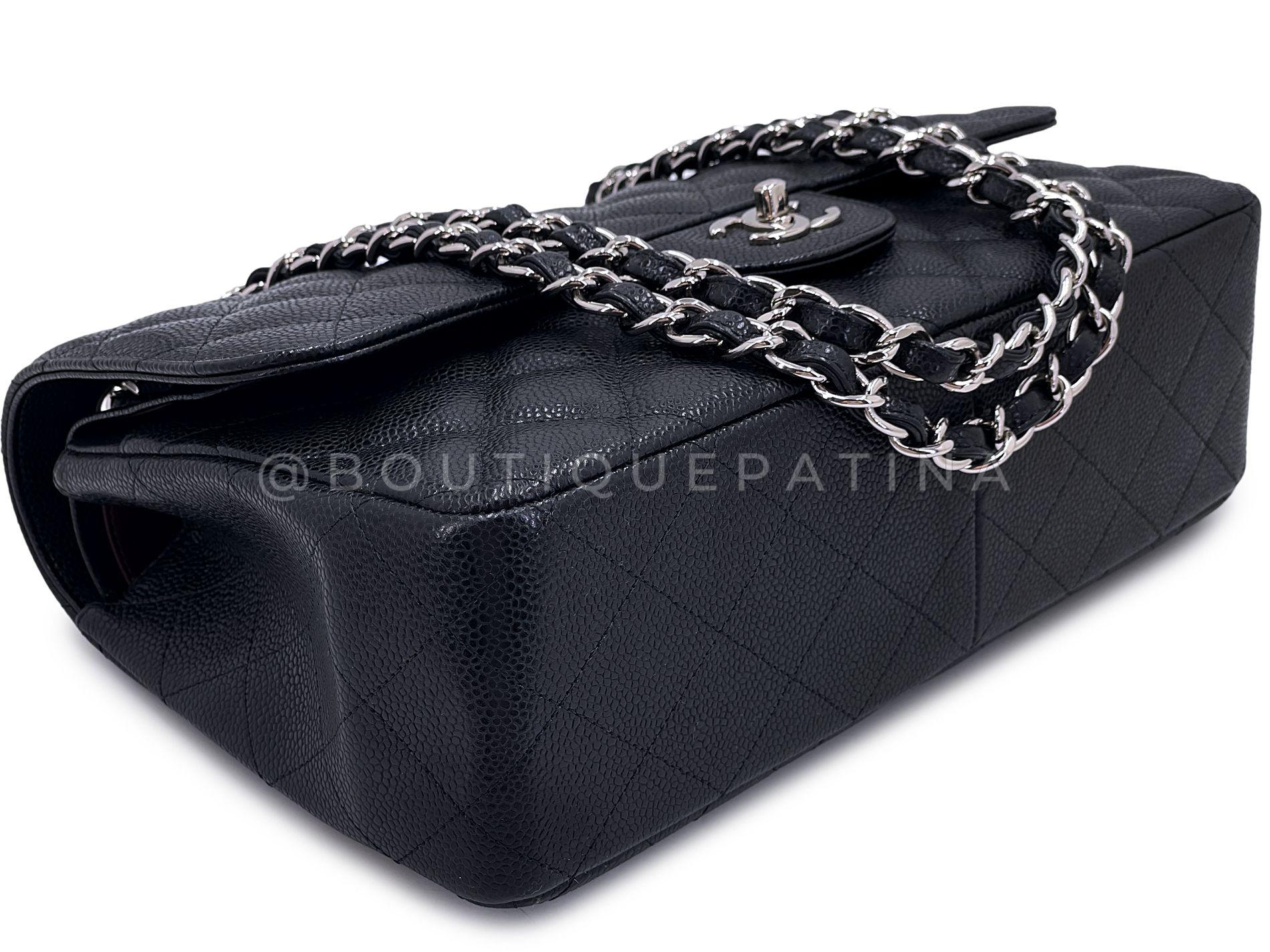 Chanel Schwarze Kaviar Jumbo Classic Double Flap Tasche SHW 66170 mit doppelter Klappe im Angebot 3