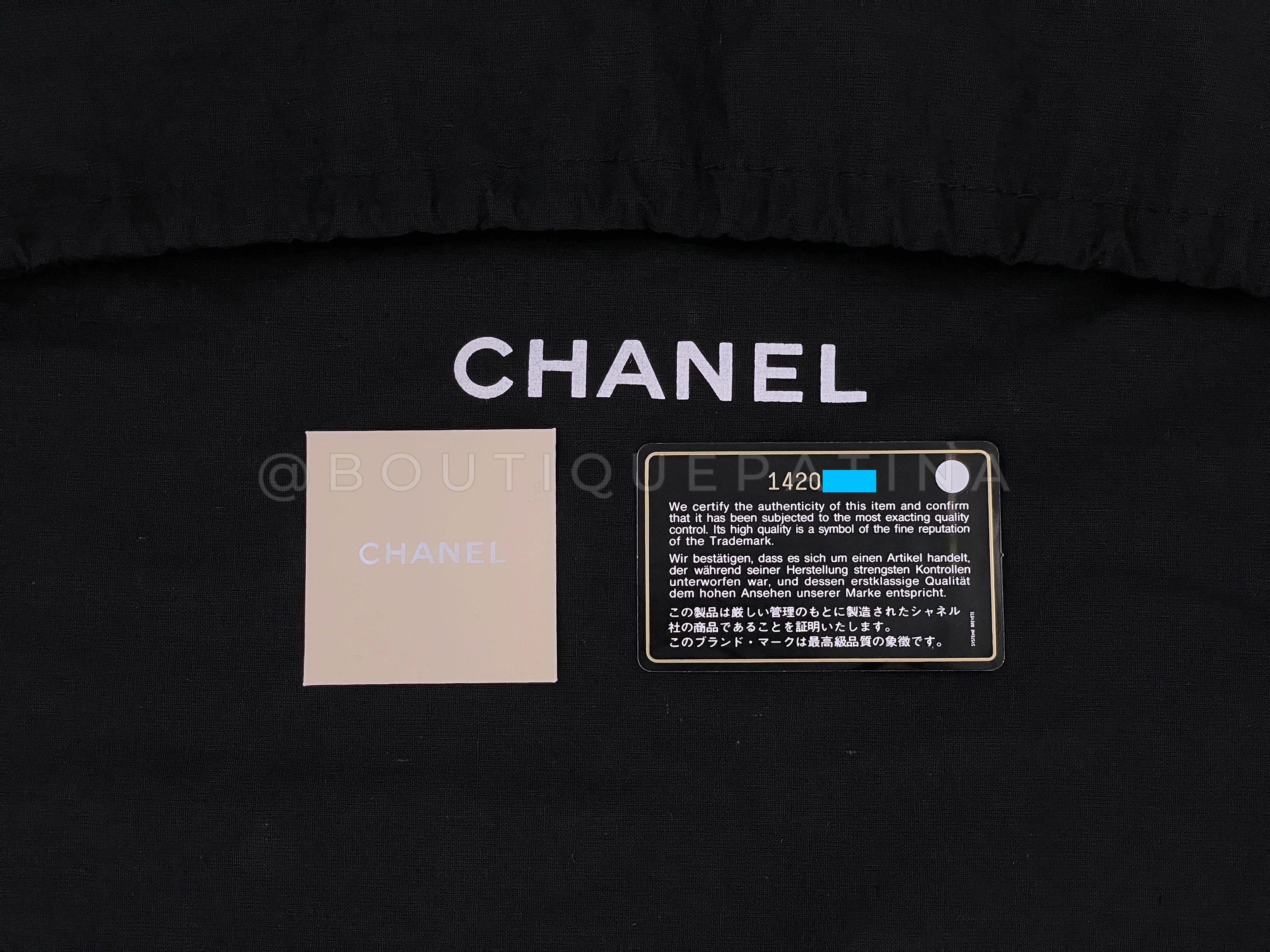 Chanel Black Caviar Jumbo Classic Flap Bag Single GHW 65108 For Sale 7