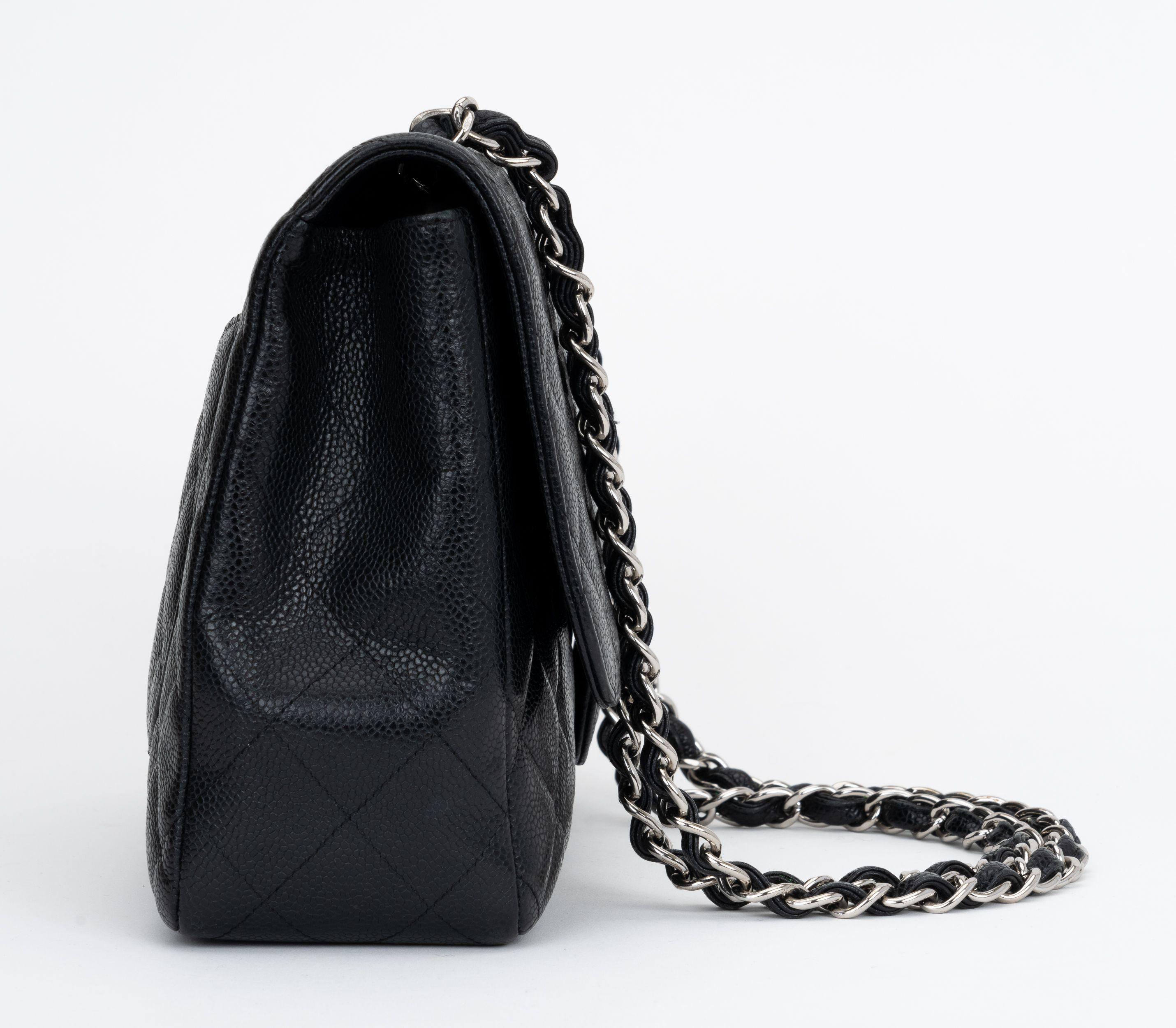 Chanel Black Caviar Jumbo Single Flap In Good Condition For Sale In West Hollywood, CA