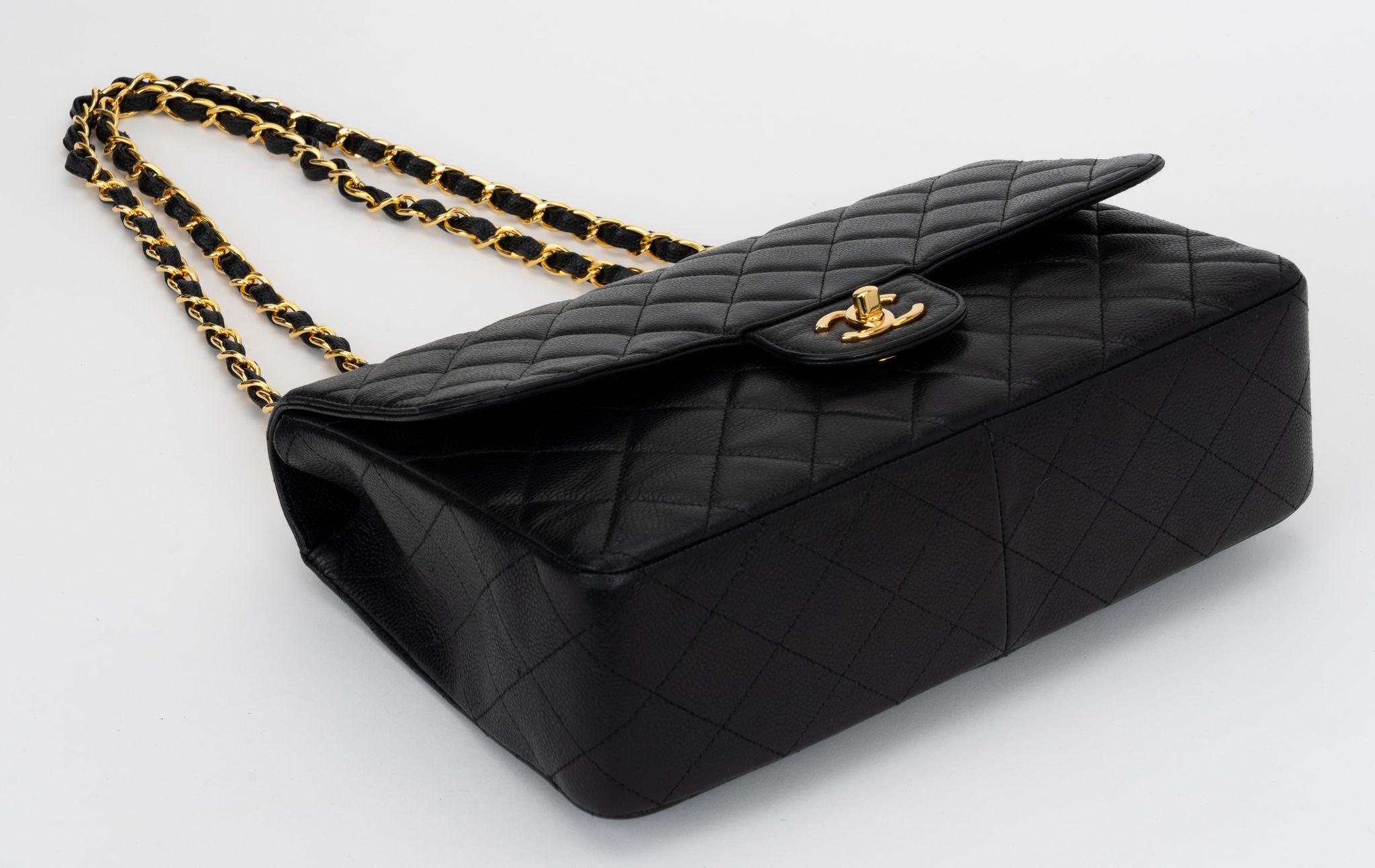 Chanel Black Caviar Jumbo Single Flap For Sale 1
