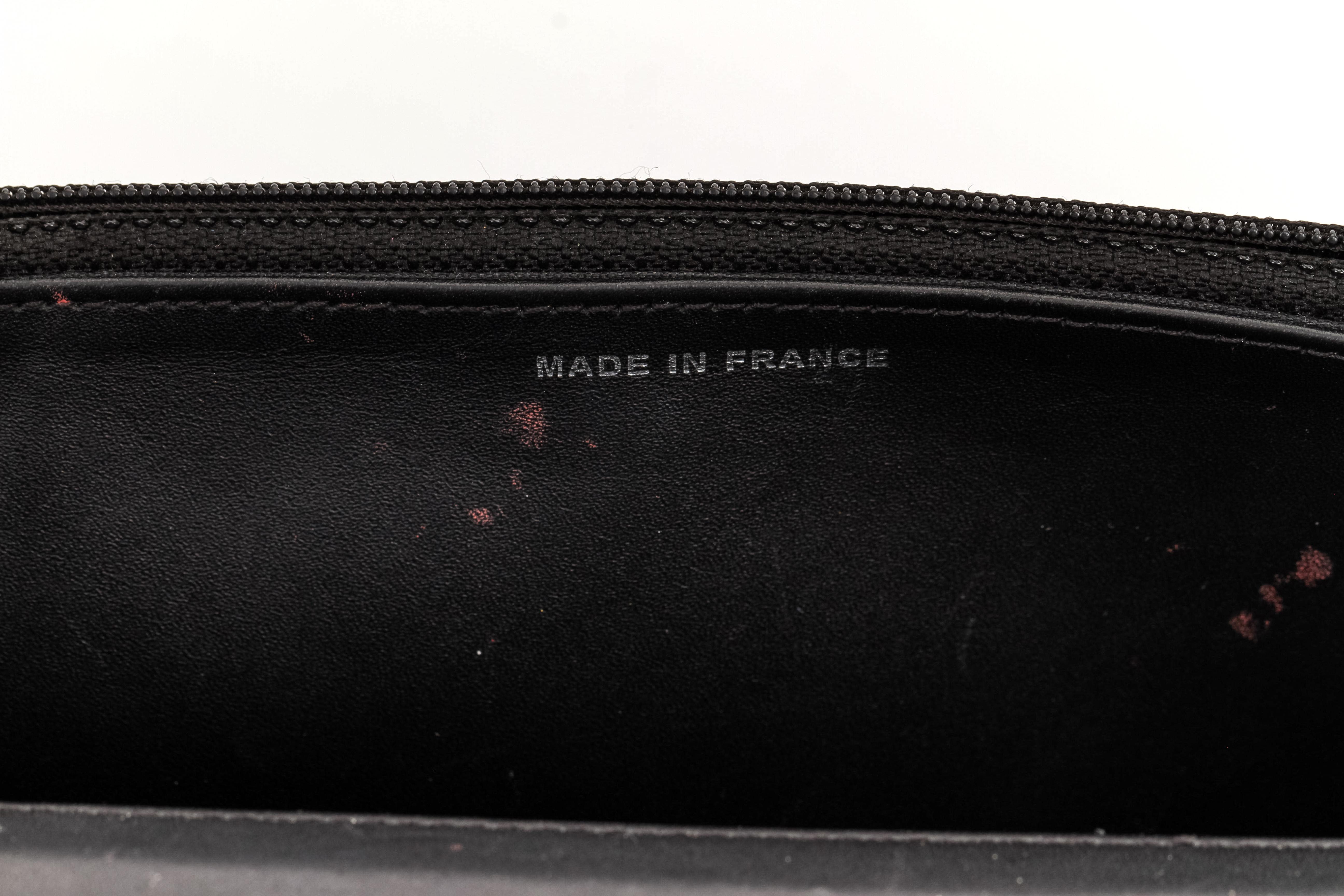 Chanel Black Caviar Lamb Crossbody Wallet on a Chain Bag In Good Condition In West Hollywood, CA