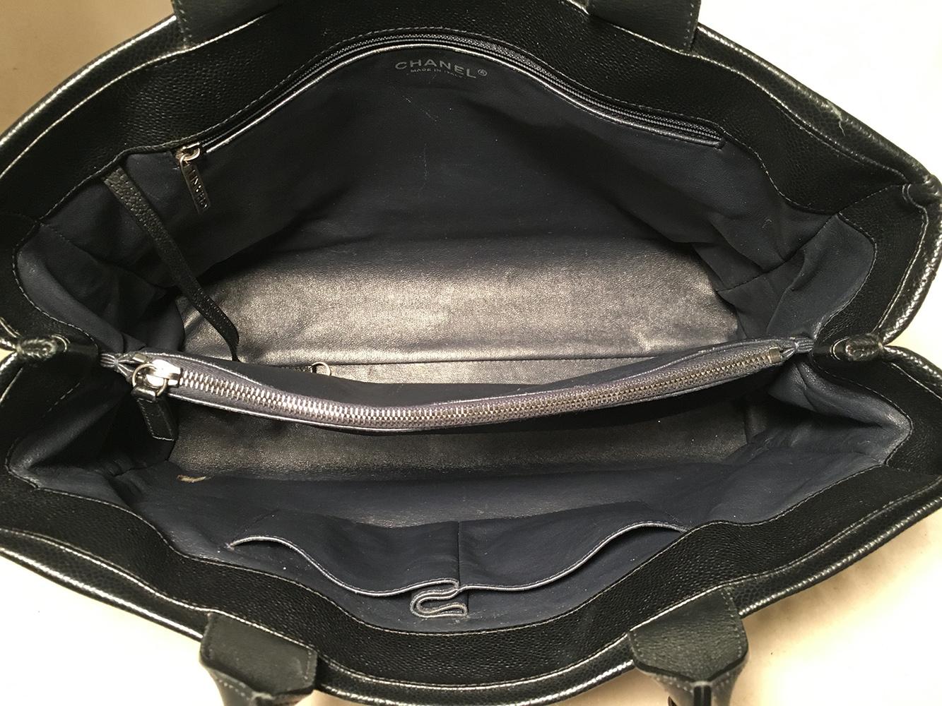 Chanel Black Caviar & Lambskin Coco Break Shopping Bag 2 in 1 Tote with Clutch In Good Condition In Philadelphia, PA