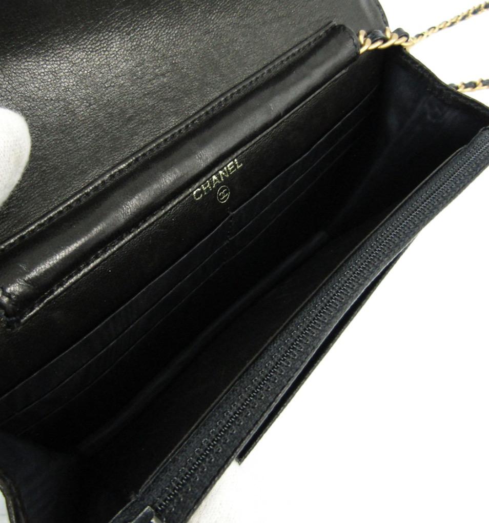 black chanel caviar bag with gold chain
