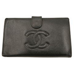 CHANEL Black Caviar Leather Bi-fold Wallet CC Logo