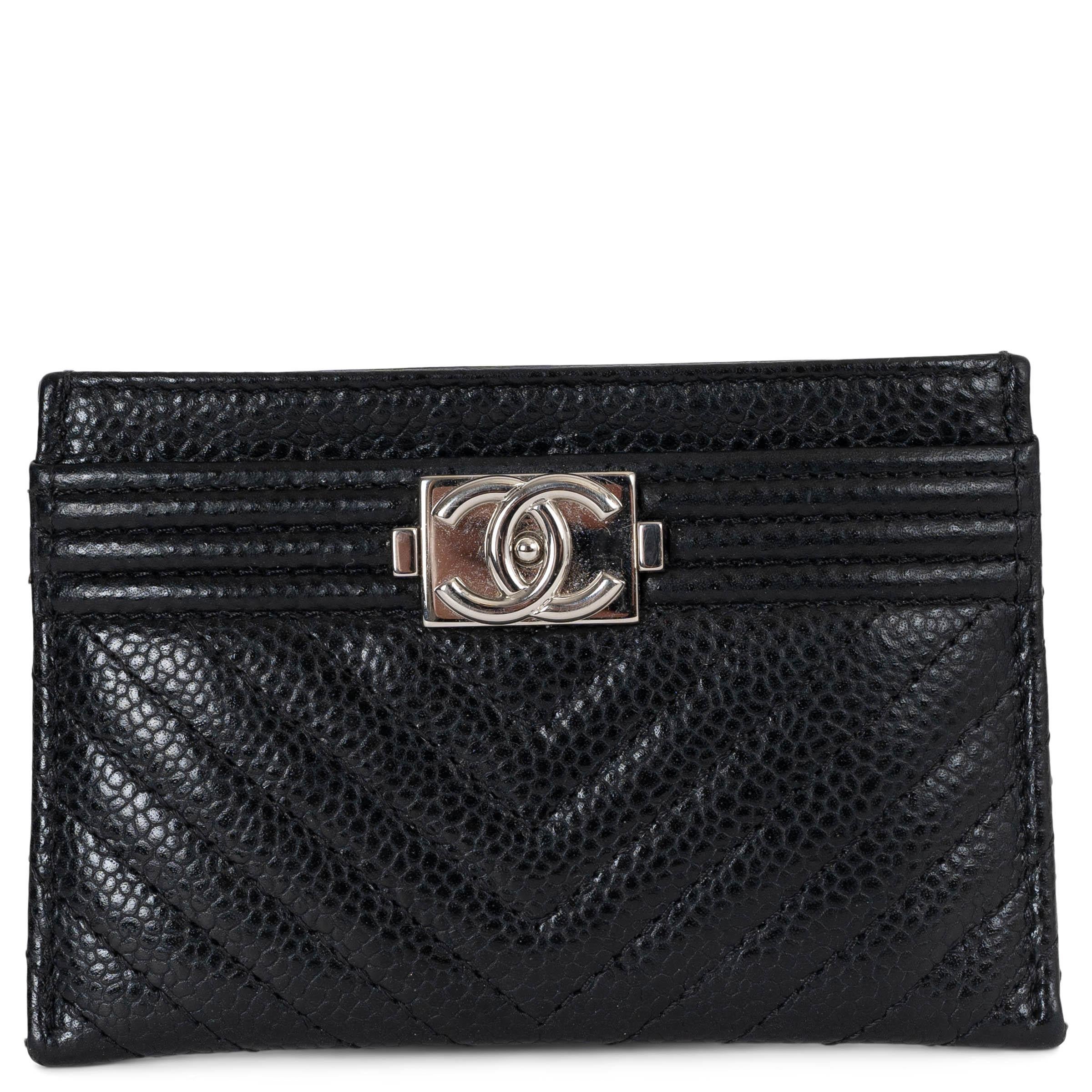 Chanel nero Caviale in pelle BOY Portafoglio CARTA DI CREDITO in vendita