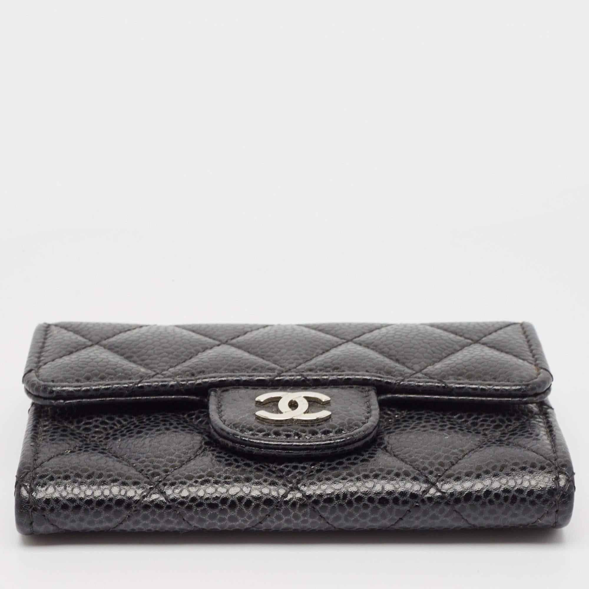 Chanel Black Caviar Leather CC Flap Card Case For Sale 3