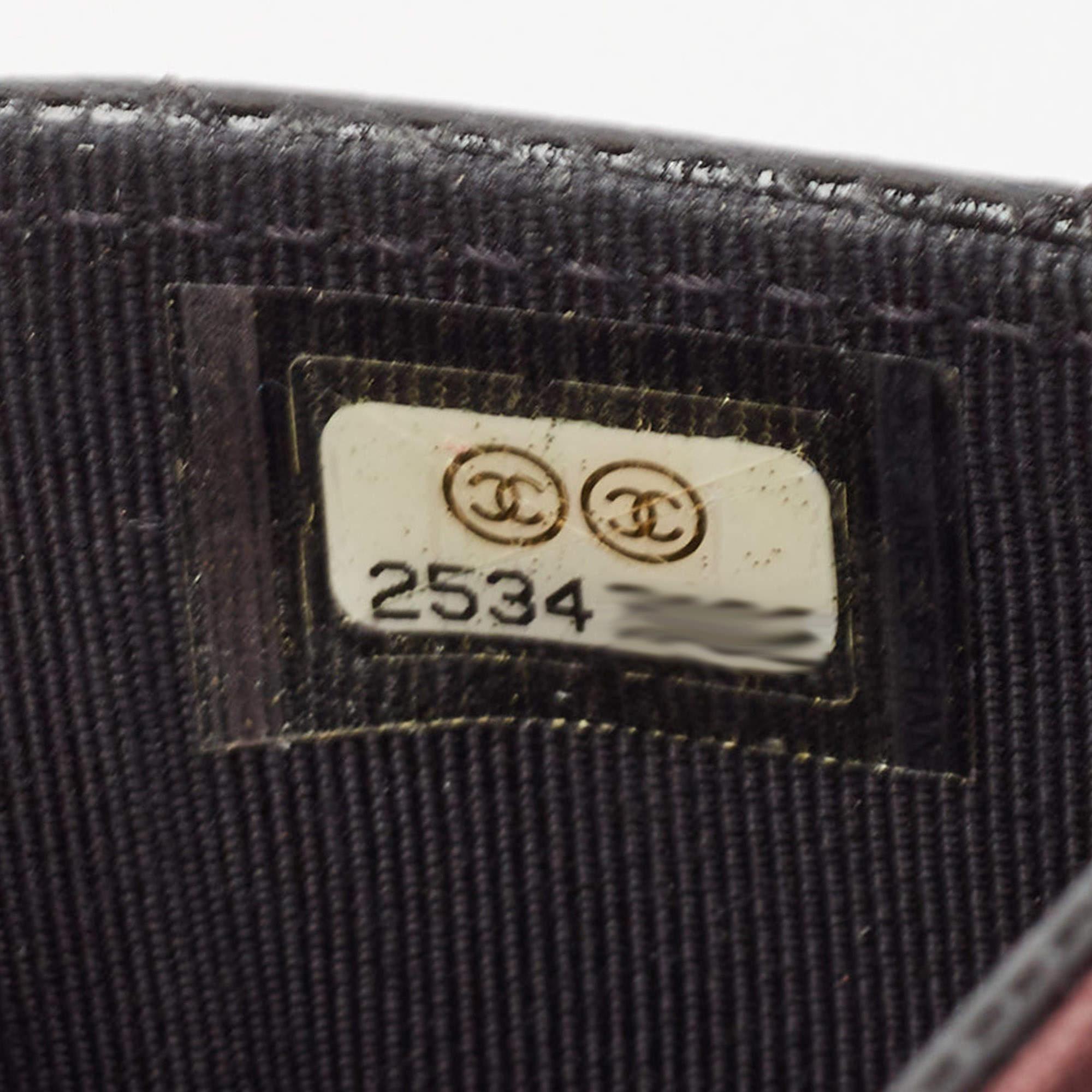 Chanel Black Caviar Leather CC Flap Card Case For Sale 4