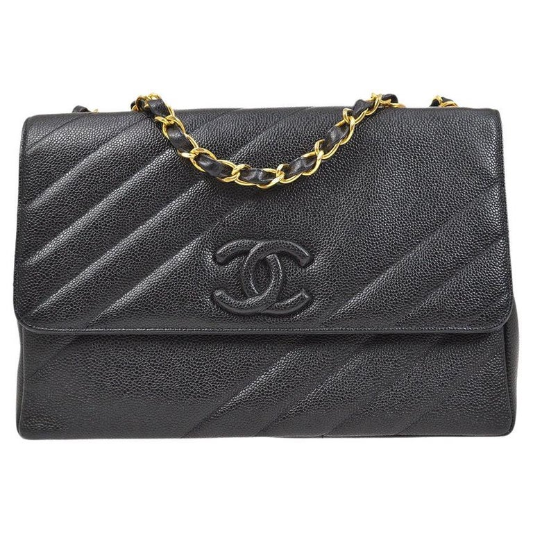 CHANEL Black Caviar Leather CC Gold Hardware Jumbo Shoulder Flap Bag For  Sale at 1stDibs