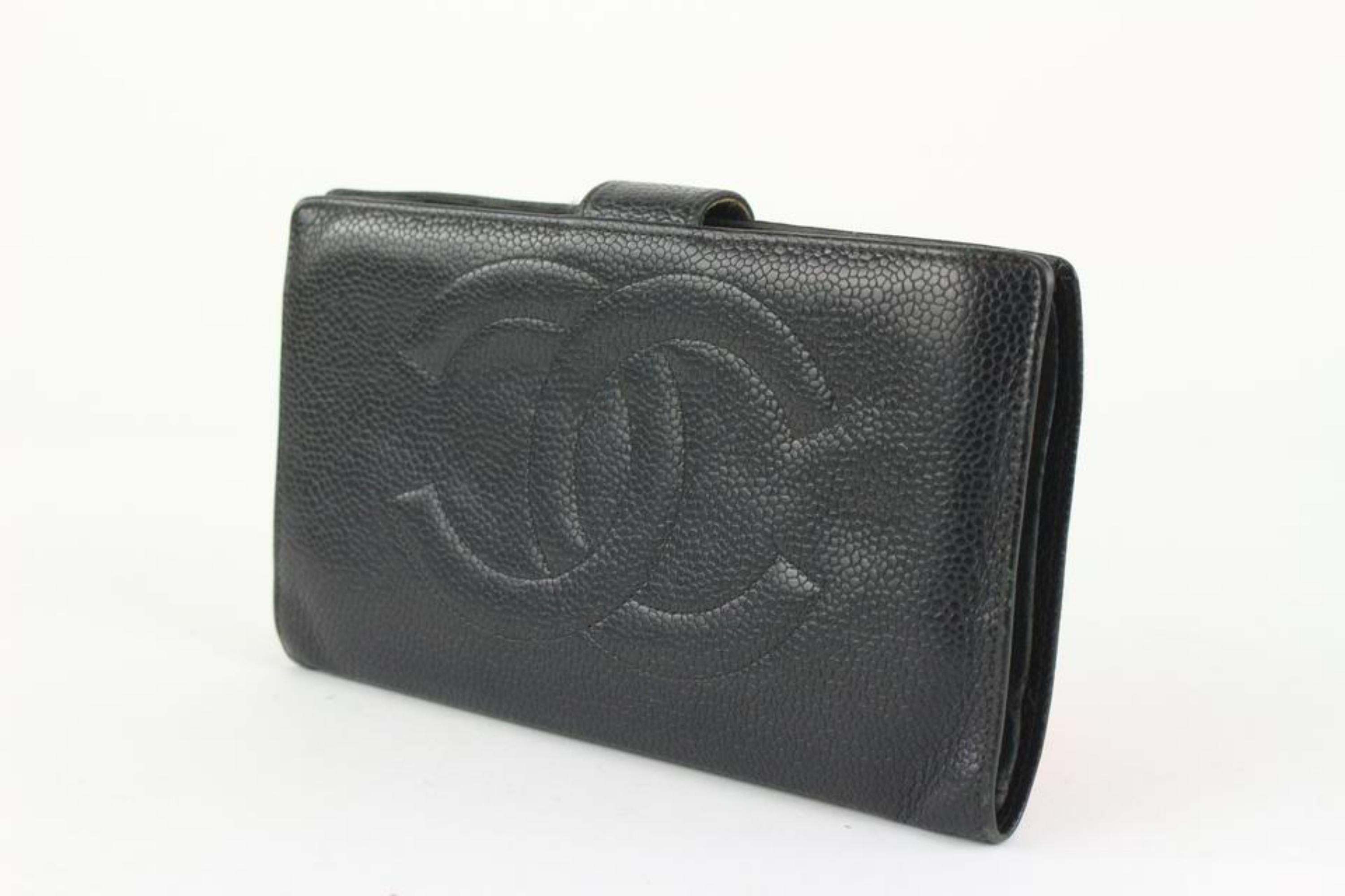 Chanel - Portefeuille long à rabat en cuir caviar noir avec logo CC 1213c18 en vente 7