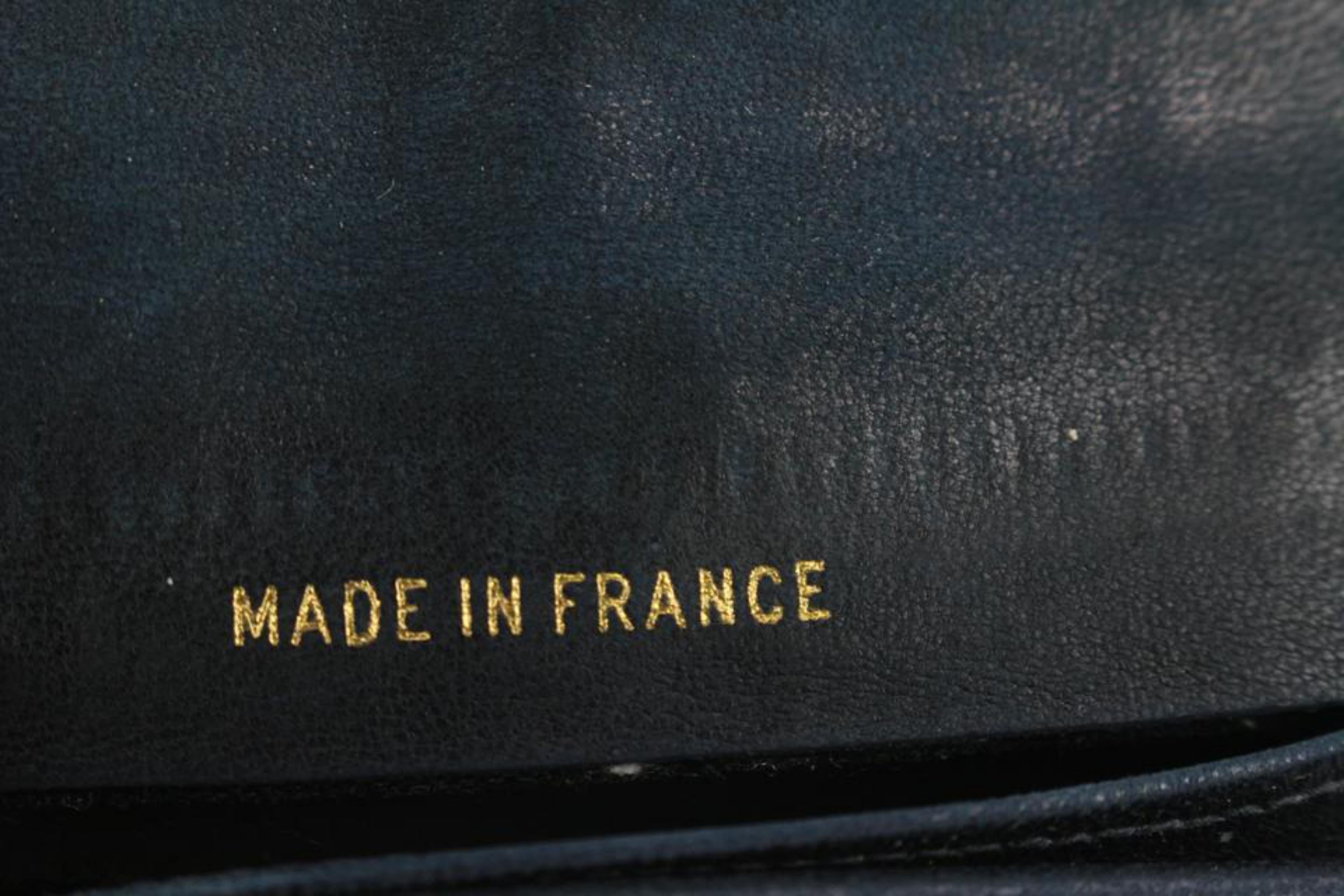 Chanel - Portefeuille long à rabat en cuir caviar noir avec logo CC 1213c18 en vente 3