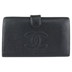 Vintage Chanel Black Caviar Leather CC Logo Long Bifold Wallet 104c52