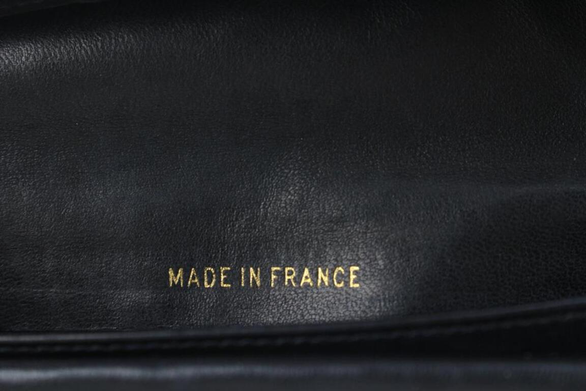 Chanel - Portefeuille à rabat long en cuir caviar noir avec logo CC 104c55 Pour femmes en vente