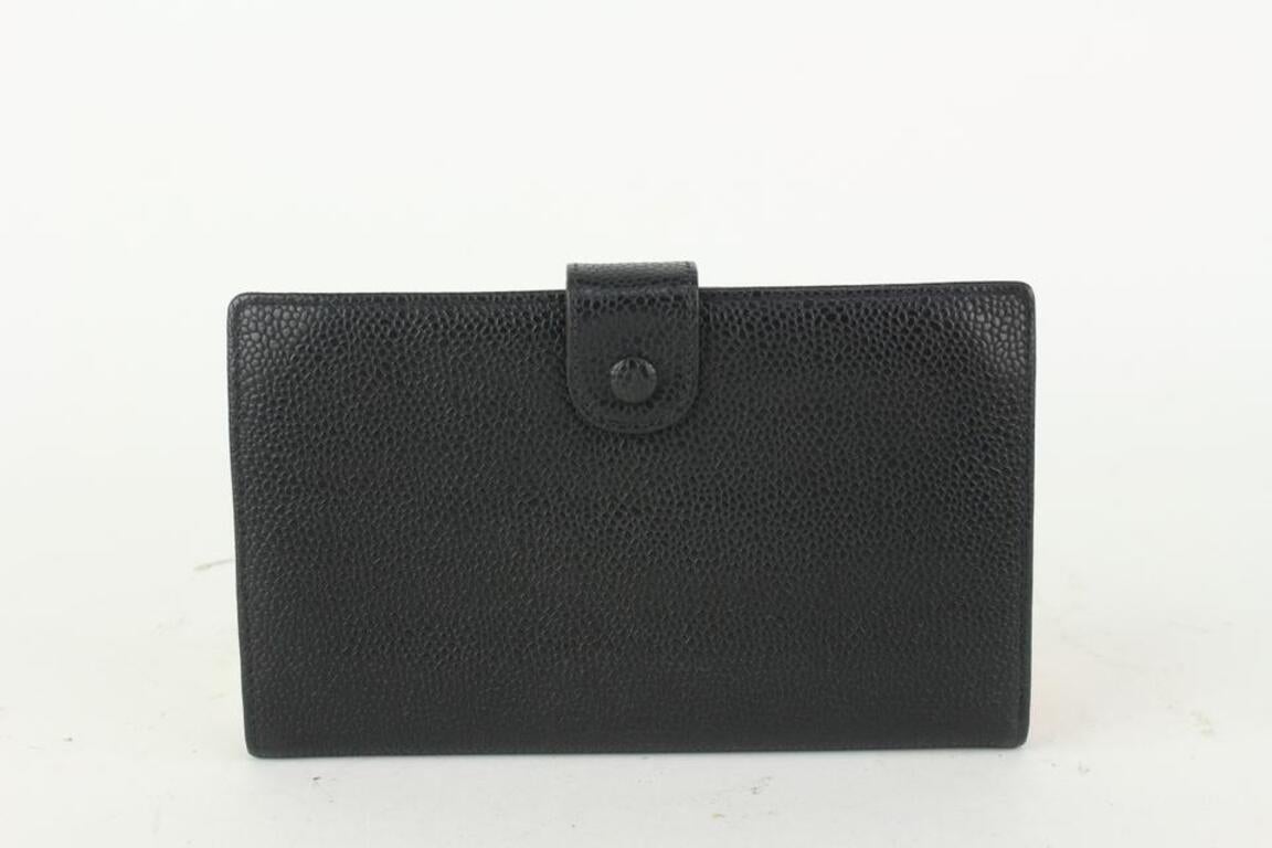 Chanel - Portefeuille à rabat long en cuir caviar noir avec logo CC 104c55 en vente 1