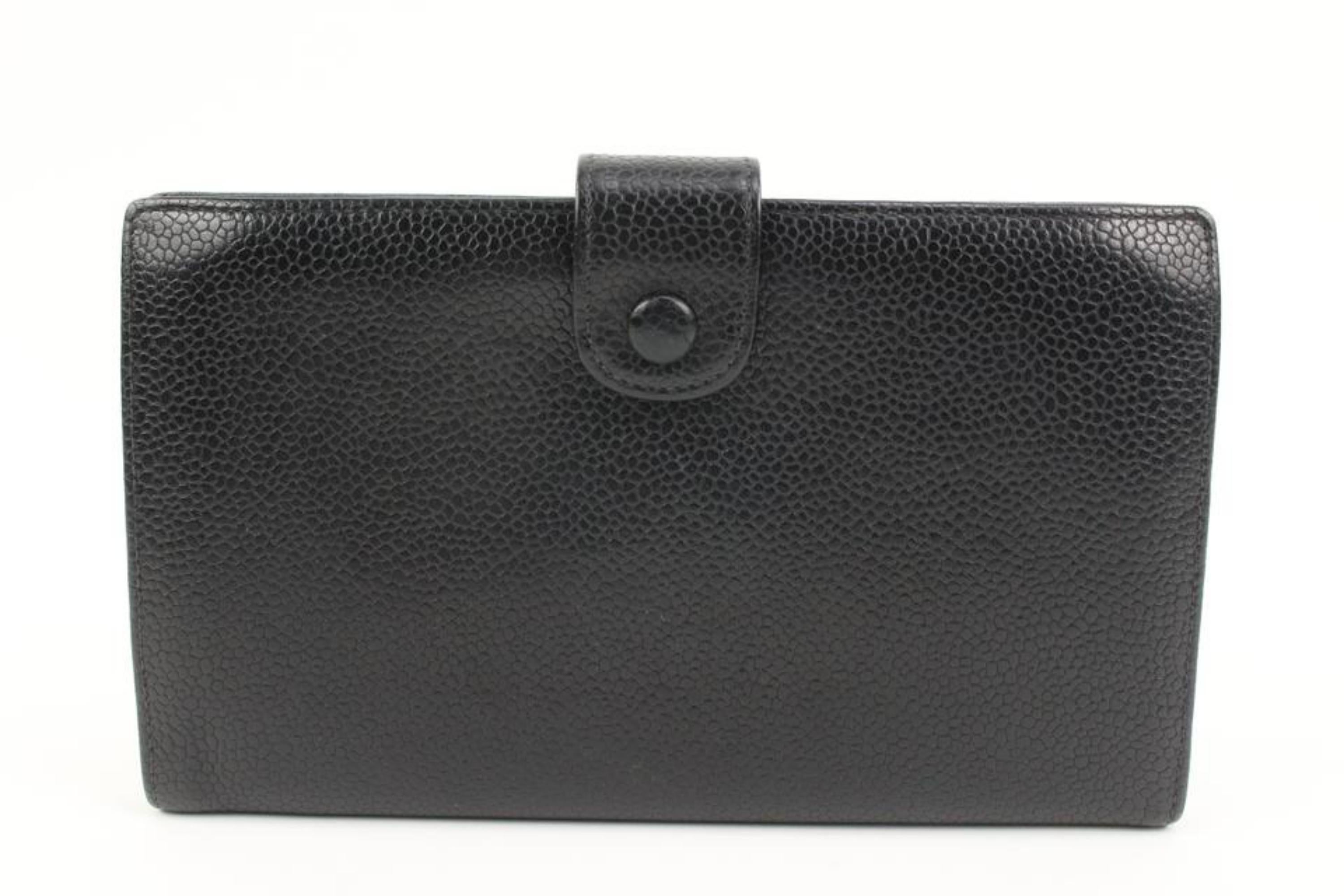 Chanel Black Caviar Leather CC Logo Long Snap Bifold Wallet 53ck32s In Good Condition For Sale In Dix hills, NY